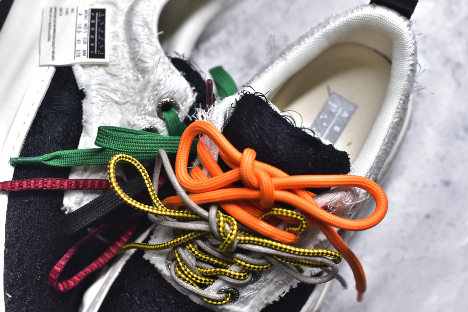 图片[9]-#VESSEL x Snowflake 吴建豪联名 雪花酥厚底增高休闲板鞋 Whihe #5cm隐形厚底暗藏心机，显高显腿长，3M反光条暗藏Sneakerhead彩蛋，夜行自带Focus光效，软糯奶霜包裹鞋身，温柔狙击少女心 尺码：35 36 37 38 39 40 41 42 43 44 45-选品中心