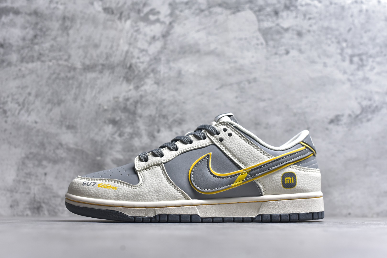 #海外爆款限量发售！Nike SB Dunk Low“ xiaomi联名——寒武岩灰” 周年高端定制 低帮休闲板鞋 定制鞋盒 大厂纯原品质出货 超高清洁度 皮料切割干净无任何毛边 细节完美 货号：XX3168-202 尺码：36 36.5 37.5 38 38.5 39 40 40.5 41 42 42.5 43 44 44.5 45-选品中心