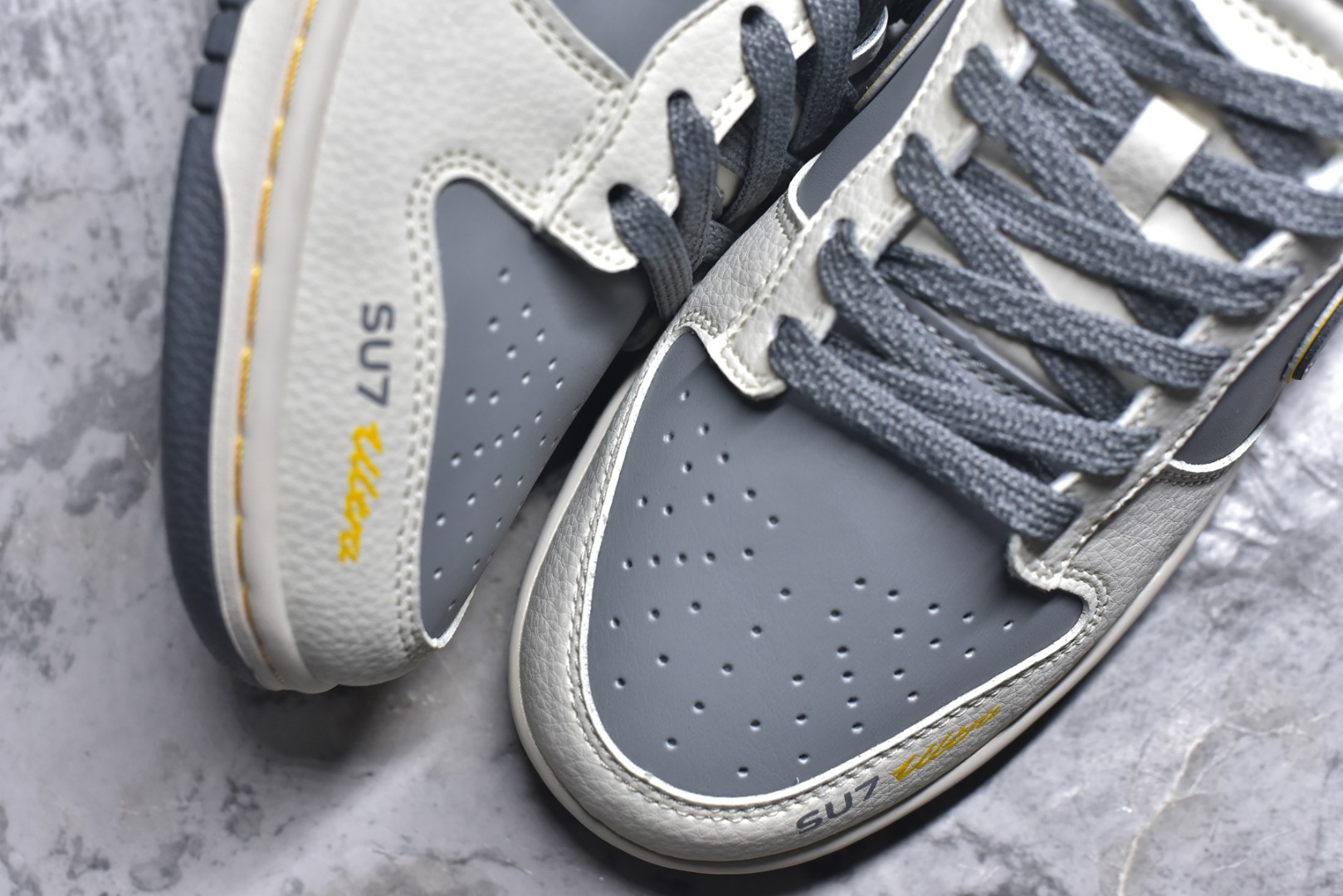 图片[8]-#海外爆款限量发售！Nike SB Dunk Low“ xiaomi联名——寒武岩灰” 周年高端定制 低帮休闲板鞋 定制鞋盒 大厂纯原品质出货 超高清洁度 皮料切割干净无任何毛边 细节完美 货号：XX3168-202 尺码：36 36.5 37.5 38 38.5 39 40 40.5 41 42 42.5 43 44 44.5 45-选品中心