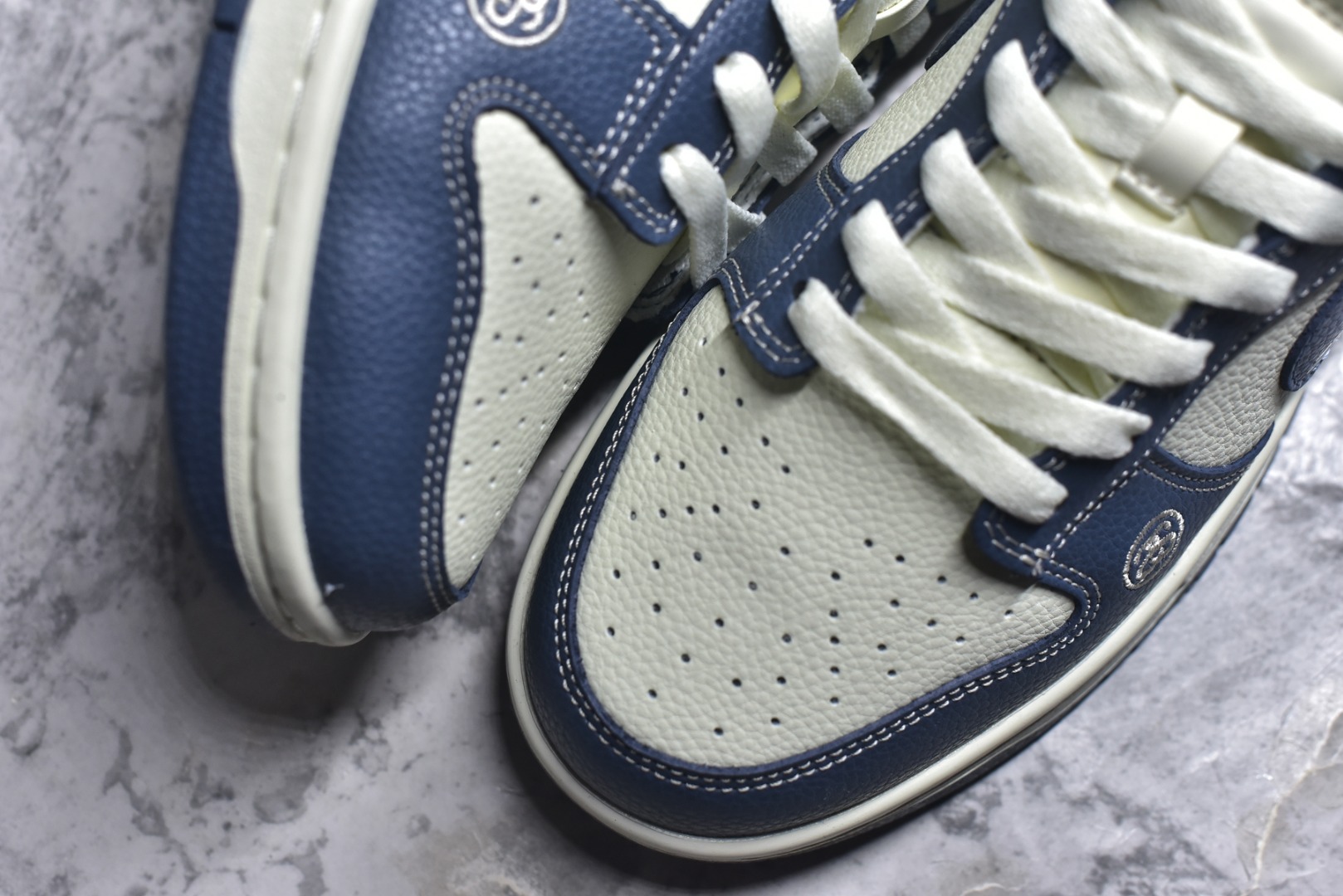 图片[8]-#Nike SB Dunk Low 斯图西“联名——卡其绿” 高端定制 低帮休闲板鞋 定制鞋盒 Ortholite鞋垫透气防臭 大厂纯原品质出货 超高清洁度 皮料切割干净无任何毛边 细节完美 货号：YF9511-920 尺码：36 36.5 37.5 38 38.5 39 40 40.5 41 42 42.5 43 44 44.5 45-选品中心
