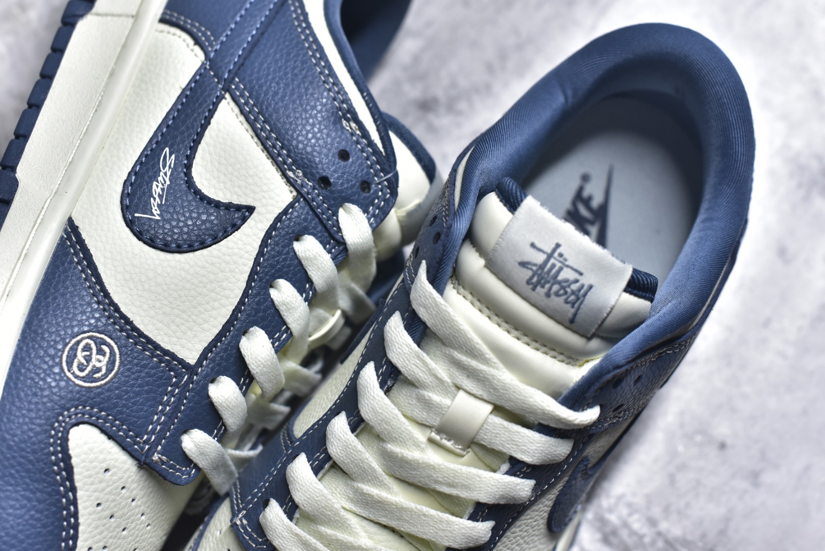 图片[9]-#Nike SB Dunk Low 斯图西“联名——卡其绿” 高端定制 低帮休闲板鞋 定制鞋盒 Ortholite鞋垫透气防臭 大厂纯原品质出货 超高清洁度 皮料切割干净无任何毛边 细节完美 货号：YF9511-920 尺码：36 36.5 37.5 38 38.5 39 40 40.5 41 42 42.5 43 44 44.5 45-选品中心