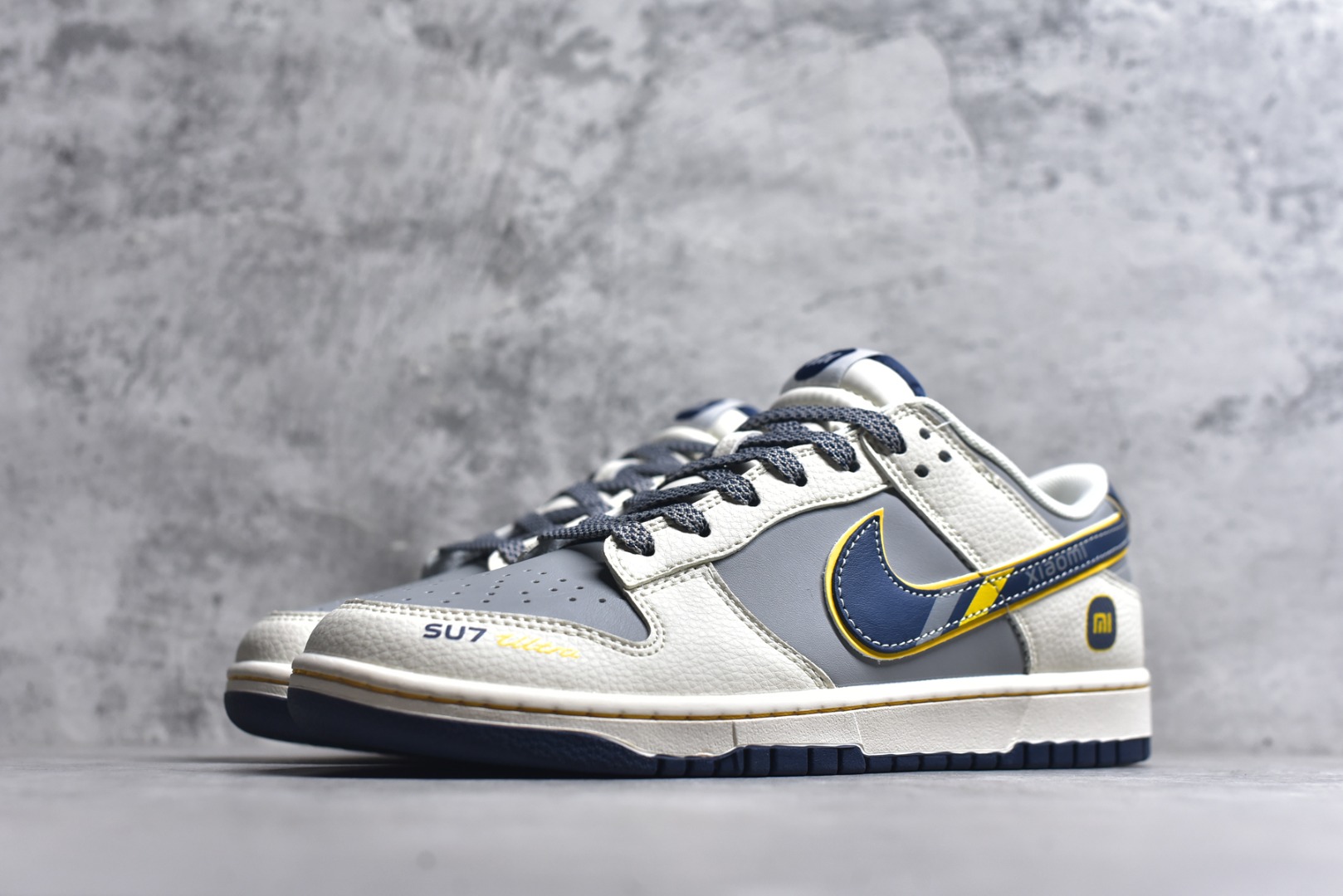 图片[2]-#海外爆款限量发售！Nike SB Dunk Low“ xiaomi联名——寒武岩灰” 周年高端定制 低帮休闲板鞋 定制鞋盒 大厂纯原品质出货 超高清洁度 皮料切割干净无任何毛边 细节完美 货号：XX3168-202 尺码：36 36.5 37.5 38 38.5 39 40 40.5 41 42 42.5 43 44 44.5 45-选品中心