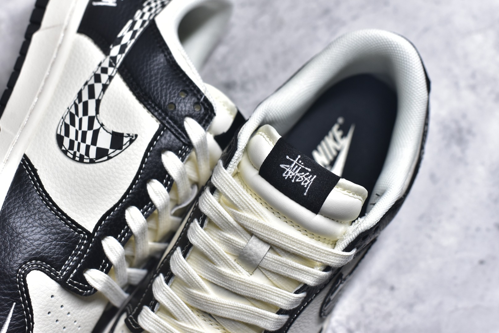 图片[9]-#海外爆款限量发售！Nike SB Dunk Low “斯图西联名——米黑创意勾” 高端定制 低帮休闲板鞋 定制鞋盒 大厂纯原品质出货 超高清洁度 皮料切割干净无任何毛边 细节完美 货号：QW5836-029 尺码：36 36.5 37.5 38 38.5 39 40 40.5 41 42 42.5 43 44 44.5 45-选品中心