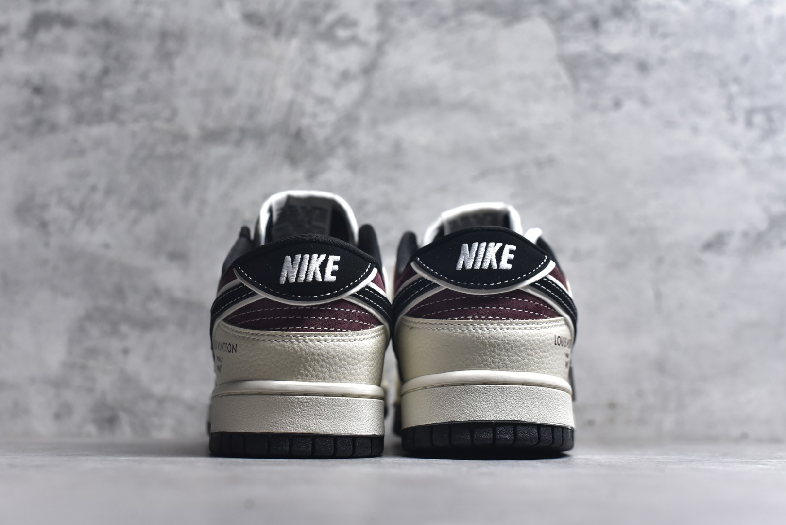 图片[5]-#海外爆款限量发售！Nike SB Dunk Low“ LV联名—米黑棕印花” 周年高端定制 低帮休闲板鞋 定制鞋盒 大厂纯原品质出货 超高清洁度 皮料切割干净无任何毛边 细节完美 货号：MN1688-105 尺码：36 36.5 37.5 38 38.5 39 40 40.5 41 42 42.5 43 44 44.5 45-选品中心