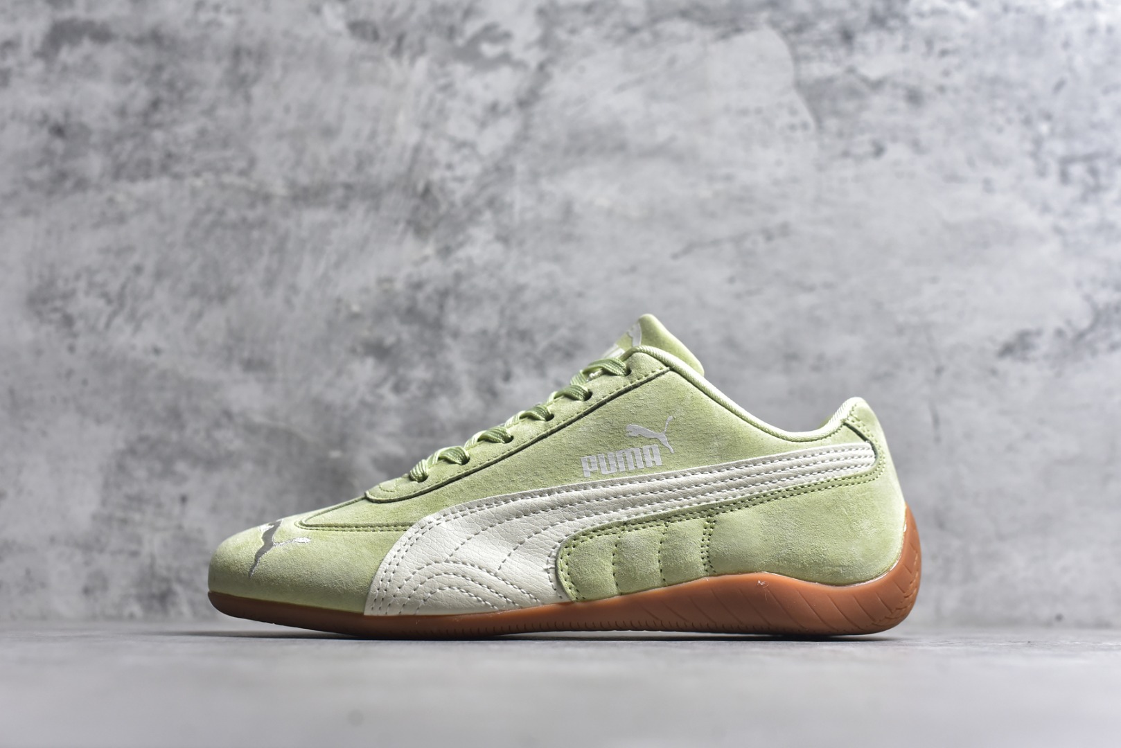 #PUMA Speedcat 百搭单品 公司级 彪马 PUMA Speedcat 舒适运动 防滑轻便 低帮 生活休闲鞋 男女款运动休闲鞋达人推荐新品 货号：406329-48 尺码：35.5 36 36.5 37 38 38.5 39 40 40.5 41 42 42.5 43 44 45-选品中心