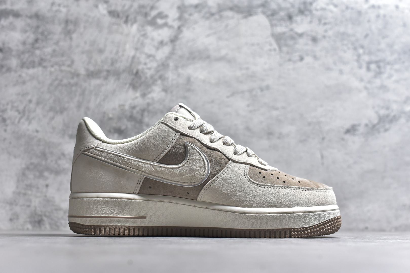 图片[3]-#Air Force 1 \’07 Low 阿基拉 原楦头原纸板 打造纯正空军版型 #专注外贸渠道 全掌内置蜂窝气垫 #原盒配件 原厂中底钢印、拉帮完美 官方同步上架 货号：DQ3966-183 尺码：36 36.5 37.5 38 38.5 39 40 40.5 41 42 42.5 43 44 44.5 45-选品中心