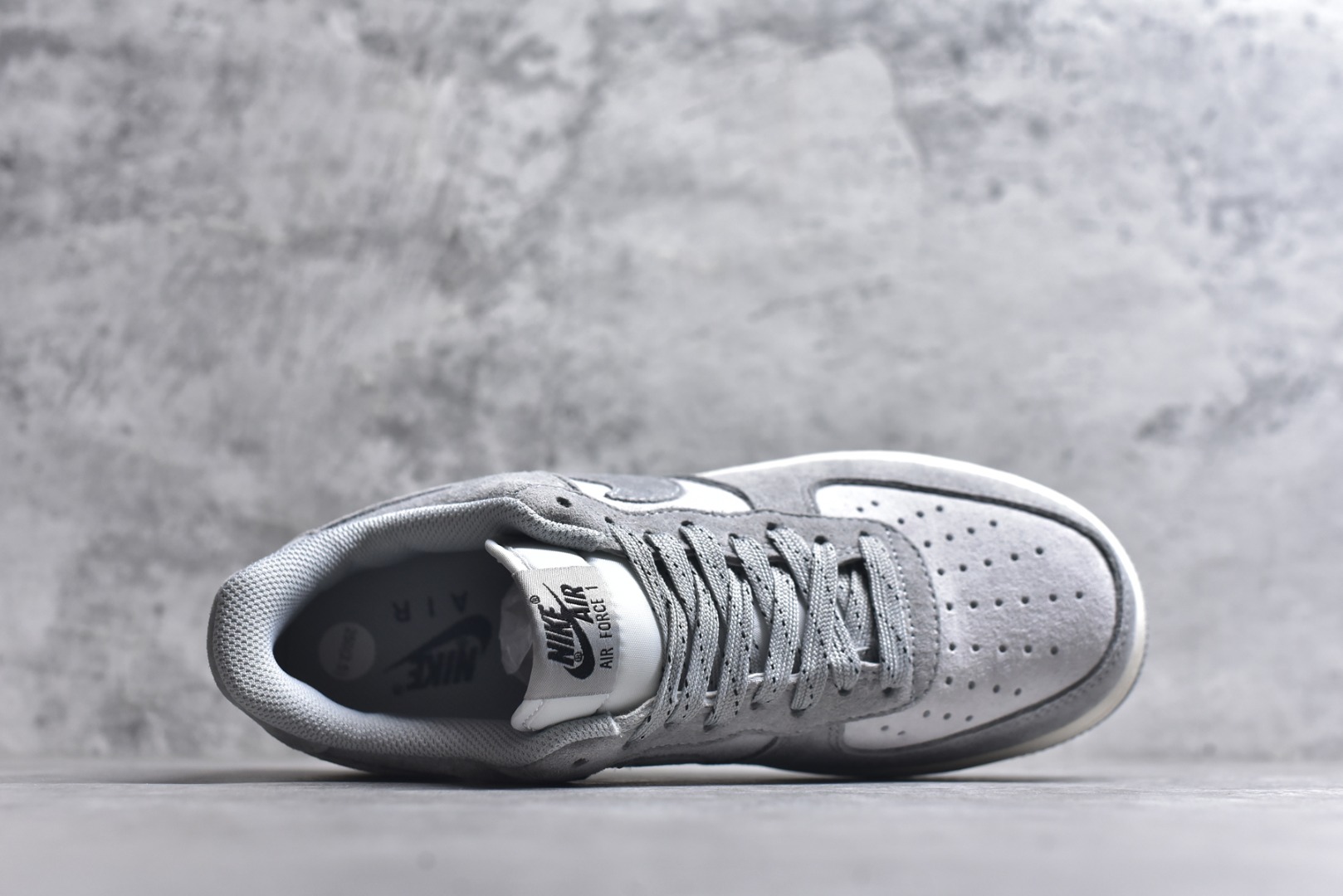 图片[4]-#Air Force 1 \’07 Low 阿基拉 原楦头原纸板 打造纯正空军版型 #专注外贸渠道 全掌内置蜂窝气垫 #原盒配件 原厂中底钢印、拉帮完美 官方同步上架 货号：DG3966-823 尺码：36 36.5 37.5 38 38.5 39 40 40.5 41 42 42.5 43 44 44.5 45-选品中心