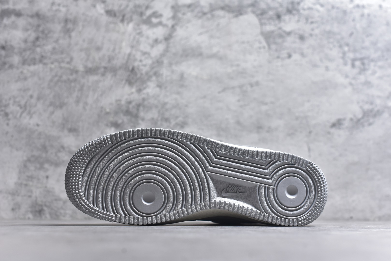 图片[6]-#Air Force 1 \’07 Low 阿基拉 原楦头原纸板 打造纯正空军版型 #专注外贸渠道 全掌内置蜂窝气垫 #原盒配件 原厂中底钢印、拉帮完美 官方同步上架 货号：DG3966-823 尺码：36 36.5 37.5 38 38.5 39 40 40.5 41 42 42.5 43 44 44.5 45-选品中心