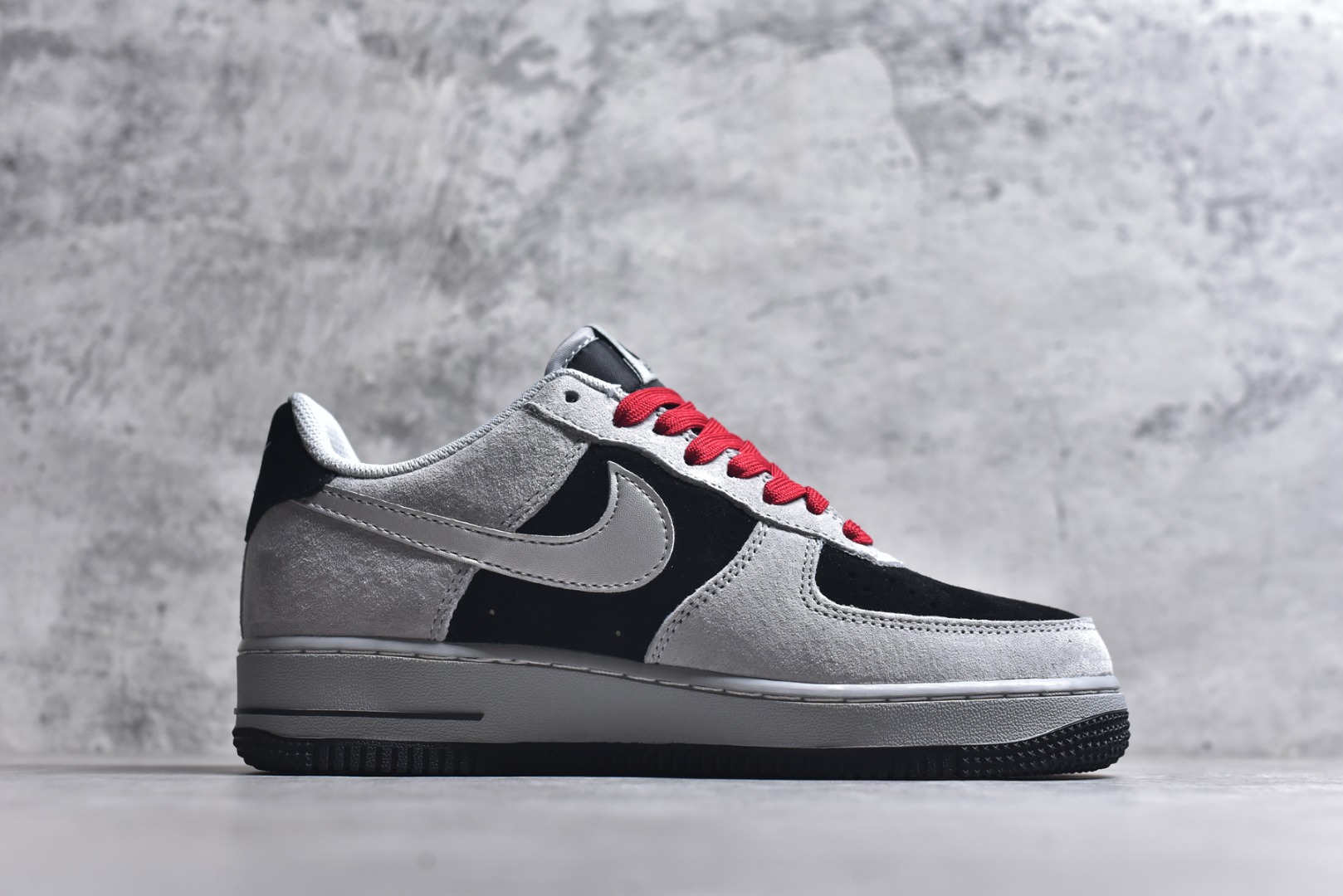 图片[3]-#Air Force 1 \’07 Low 阿基拉 原楦头原纸板 打造纯正空军版型 #专注外贸渠道 全掌内置蜂窝气垫 #原盒配件 原厂中底钢印、拉帮完美 官方同步上架 货号：DA0068-123 尺码：36 36.5 37.5 38 38.5 39 40 40.5 41 42 42.5 43 44 44.5 45-选品中心