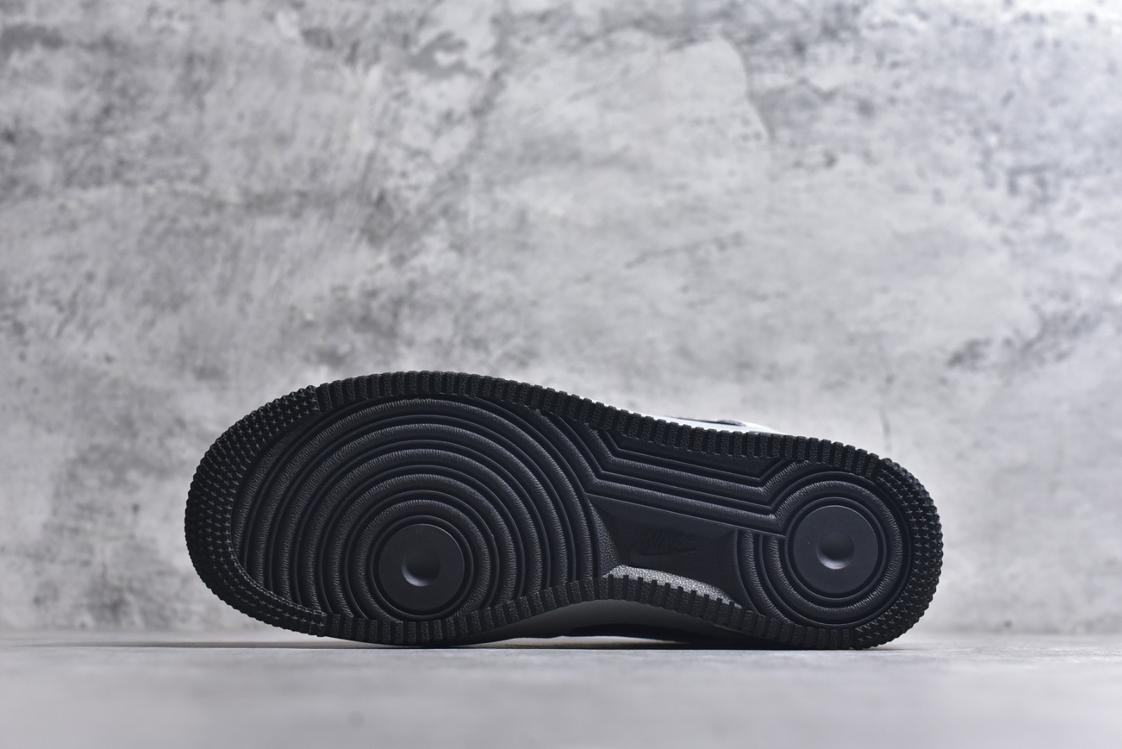 图片[6]-#Air Force 1 \’07 Low 阿基拉 原楦头原纸板 打造纯正空军版型 #专注外贸渠道 全掌内置蜂窝气垫 #原盒配件 原厂中底钢印、拉帮完美 官方同步上架 货号：DA0068-123 尺码：36 36.5 37.5 38 38.5 39 40 40.5 41 42 42.5 43 44 44.5 45-选品中心