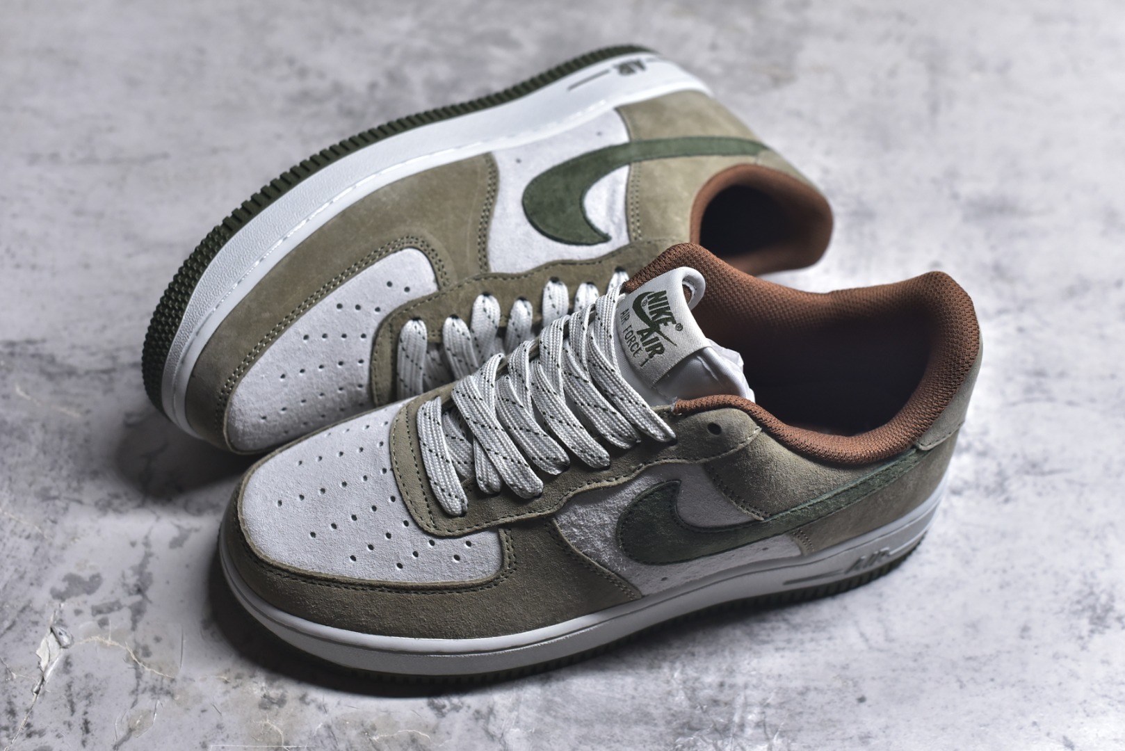 图片[7]-#Air Force 1 \’07 Low 阿基拉 原楦头原纸板 打造纯正空军版型 #专注外贸渠道 全掌内置蜂窝气垫 #原盒配件 原厂中底钢印、拉帮完美 官方同步上架 货号：DD3966-523 尺码：36 36.5 37.5 38 38.5 39 40 40.5 41 42 42.5 43 44 44.5 45-选品中心