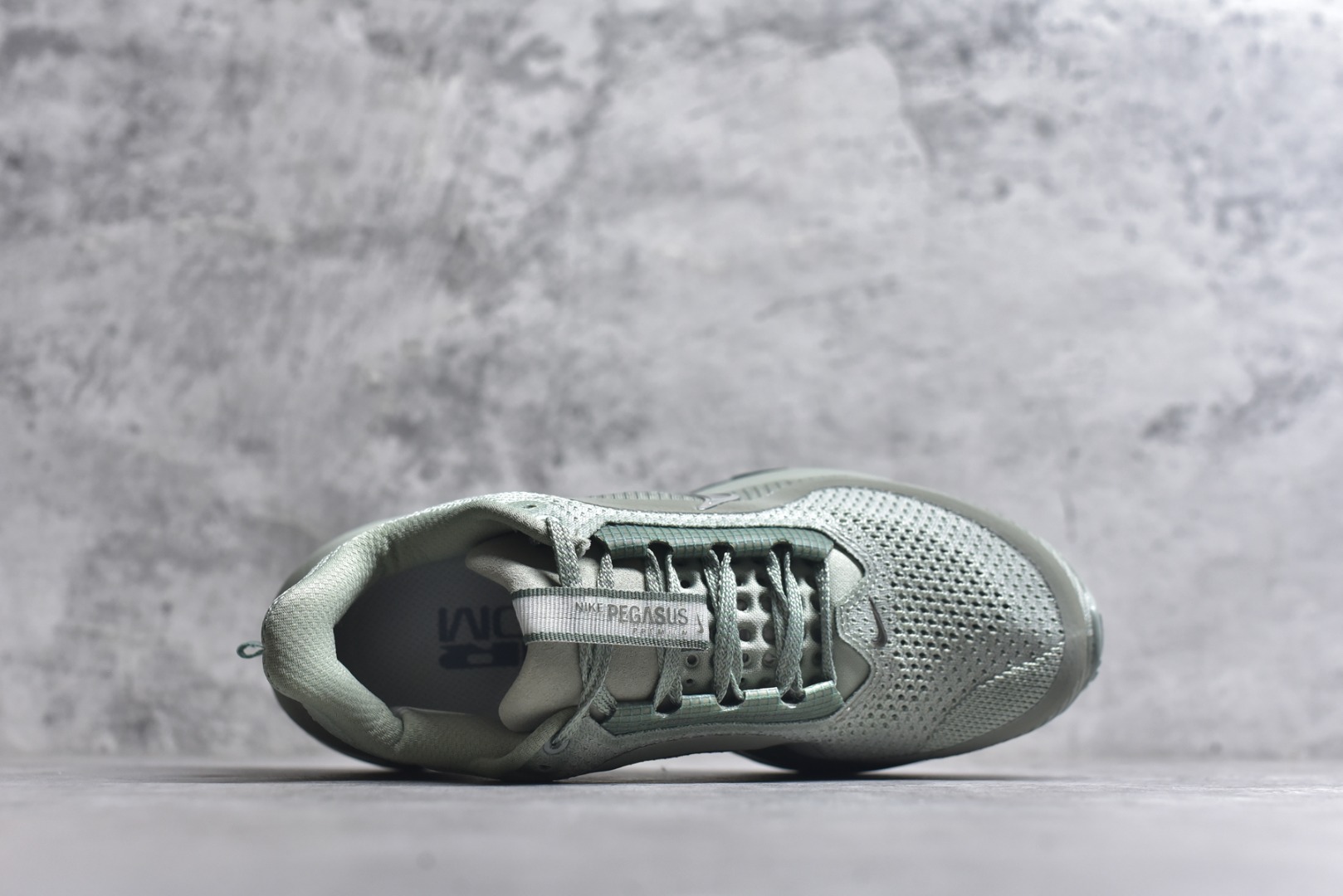 图片[4]-#Nike Pegasus Premium 减震防滑耐磨透气 低帮跑步鞋 货号： HQ2592 300 尺码： 35.5 36 36.5 37.5 38 38.5 39 40 40.5 41 42 42.5 43 44 45 46 46.5-选品中心