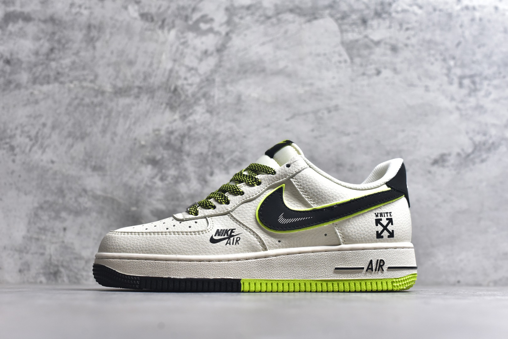 #海外限量发售！公司级Nike Air Force 1 \'07 Low “OFF-WHITE联名——双拼米黑绿”空军一号 低帮 运动鞋 休闲鞋 折边针车 工艺难度大 原楦头原纸板 原装鞋盒 定制五金配件 内置全掌气垫 原厂鞋底 货号：QW5836-023 尺码：36 36.5 37.5 38 38.5 39 40 40.5 41 42 42.5 43 44 44.5 45-选品中心
