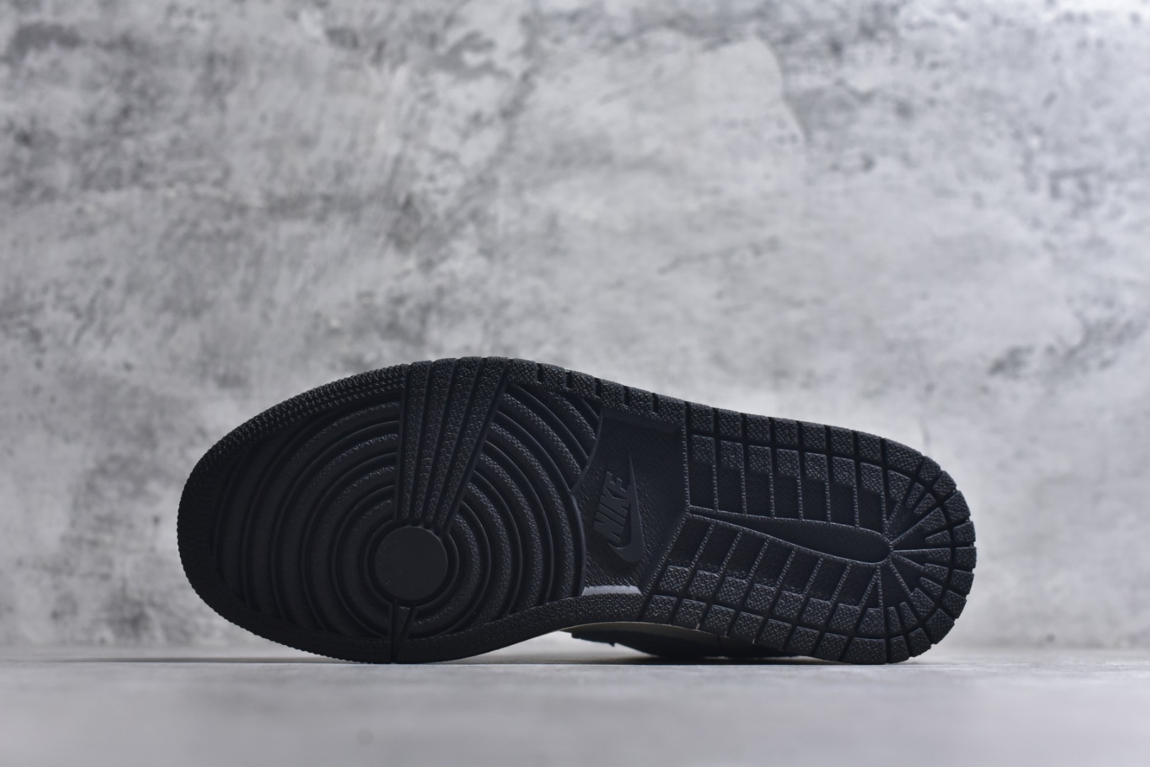 图片[6]-#海外爆款限量发售！高端定制Air Jordan 1 Low AJ1 乔1 “巴黎世家联名—水洗牛仔蓝”高端定制 低帮复古篮球鞋 #定制鞋盒 大厂纯原品质出货 超高清洁度 皮料切割干净无任何毛边 细节完美 货号：LD8888-010 尺码：36 36.5 37.5 38 38.5 39 40 40.5 41 42 42.5 43 44 44.5 45-选品中心