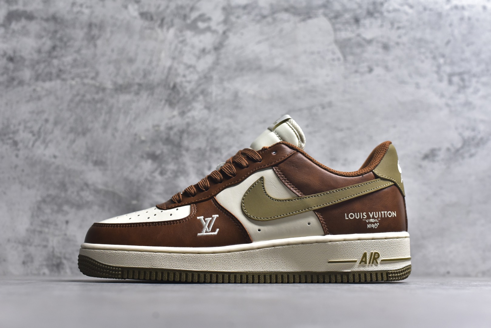 #海外限量发售！公司级NIke Air Force 1 \'07 Low “LV联名--白棕摩卡” 空军一号低帮 运动鞋 休闲鞋 折边针车 工艺难度大 原楦头原纸板 高端定制鞋盒 原厂鞋底 超高清洁度 细节完美 货号：NH0601-590 尺码：36 36.5 37.5 38 38.5 39 40 40.5 41 42 42.5 43 44 44.5 45-选品中心