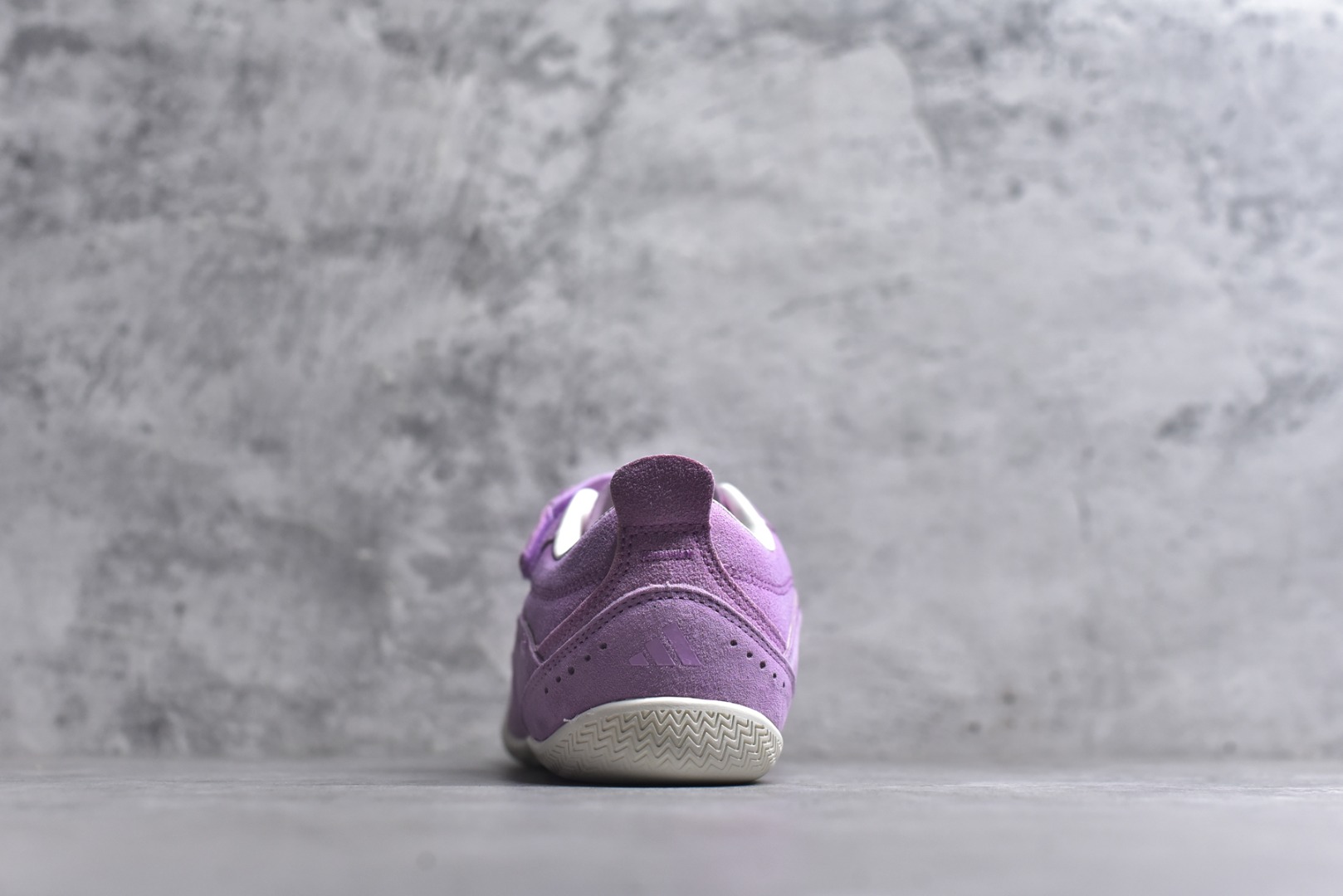 图片[5]-#AD FOS URBAN REVERIE 舒适百搭 耐磨 低帮 生活休闲鞋 KJ4035 实拍调校N版已经零色差零失真 百分百还原实物色彩所见即所得 不存在货不对板色差等低级问题 选购参考实物拍摄 不混卖不参货 只用心做好货严格选品 承诺混一赔十 尺码：35.5-40\”},\”commodity\”：{\”time\”：\”2025/12/20-选品中心