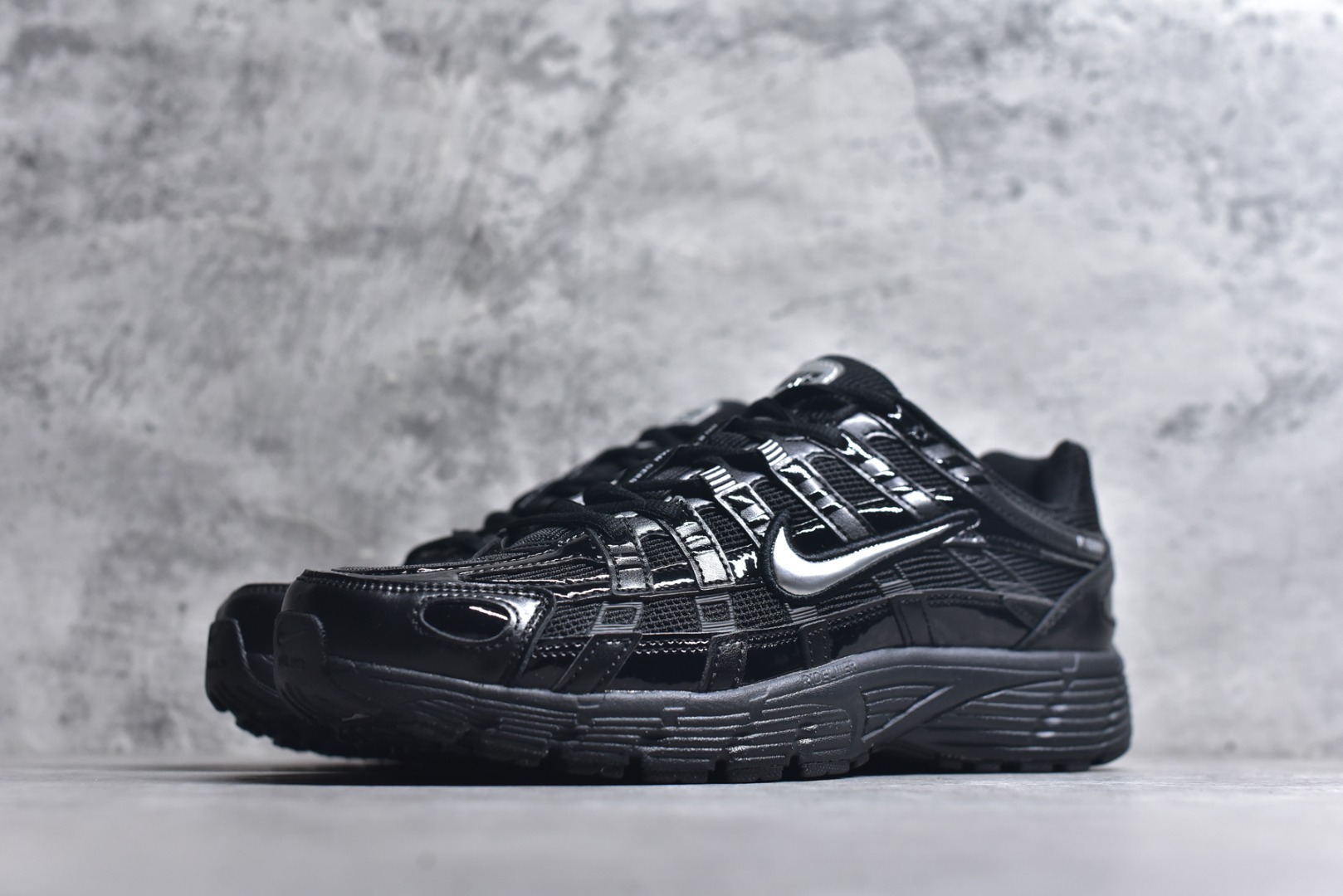 图片[2]-#Nike P-6000 Premium系列低帮复古老爹风休闲运动舒适慢跑鞋 IF6137-001 最大做到47.5 男女码真标半码制 升级原楦原纸版数据开发版型 采用硬质牛剖革组合透气网面材质 正确3层组织中底搭载EVA轻量缓震嵌入双层革新物料鞋垫,外置防滑耐磨橡胶底片❗ 尺码：36-47.5-选品中心