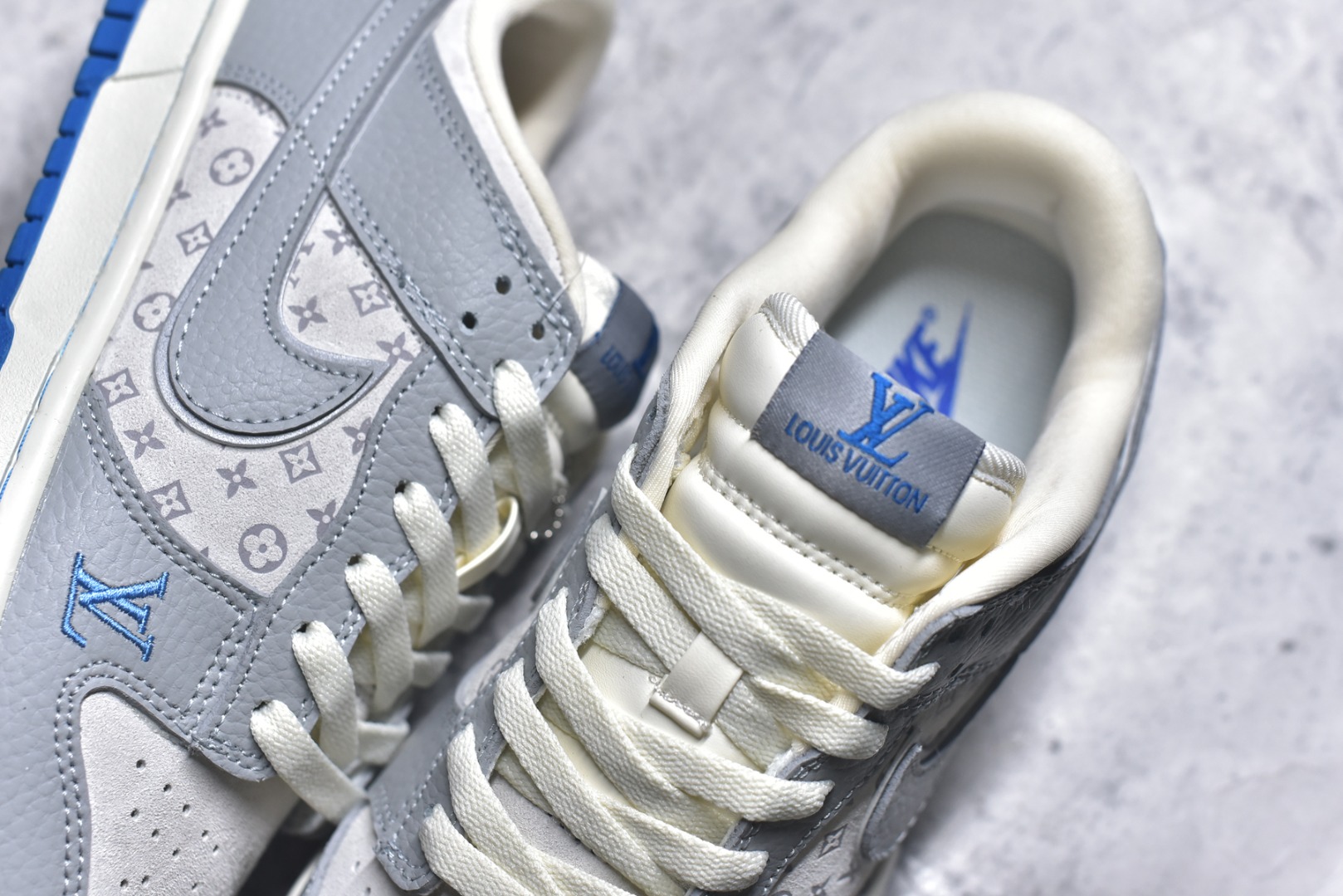 图片[9]-#Nike SB Dunk Low \”LV联名“——白蓝” 高端定制 低帮休闲板鞋 定制鞋盒 高级夜光效果 Ortholite鞋垫透气防臭 大厂纯原品质出货 超高清洁度 皮料切割干净无任何毛边 细节完美 货号：YF9511-912 尺码：36 36.5 37.5 38 38.5 39 40 40.5 41 42 42.5 43 44 44.5 45-选品中心