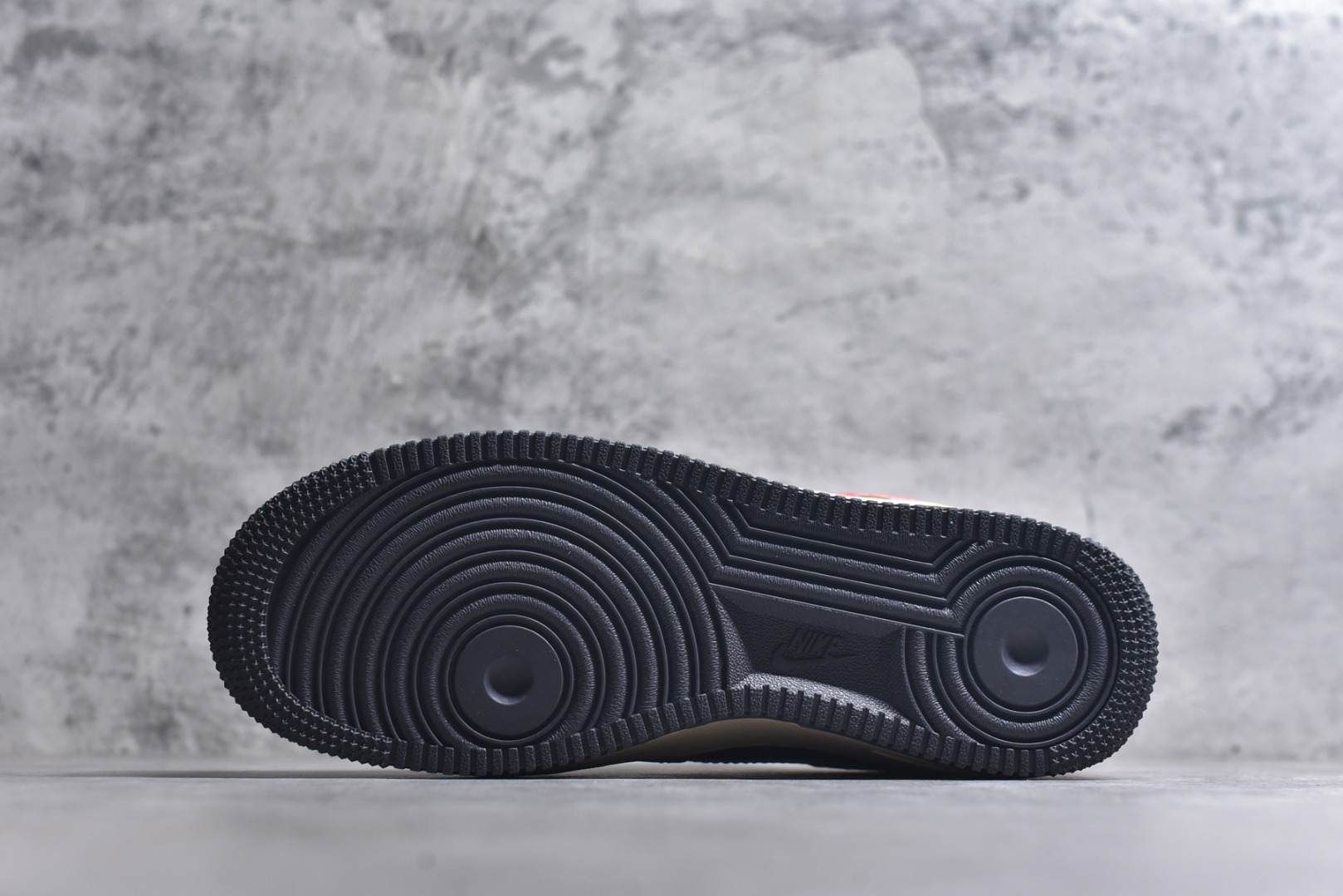 图片[6]-#马年限定限量发售🔥马上发财❗️马上有钱❗️ 高端定制 Nike Air Force 1 \’07 Low “马年限定联名—— 摩卡棕红” 高端定制 低帮休闲板鞋 定制鞋盒 大厂纯原品质出货 超高清洁度 皮料切割干净无任何毛边 细节完美 货号：KD1688-002 尺码：36 36.5 37.5 38 38.5 39 40 40.5 41 42 42.5 43 44 44.5 45-选品中心