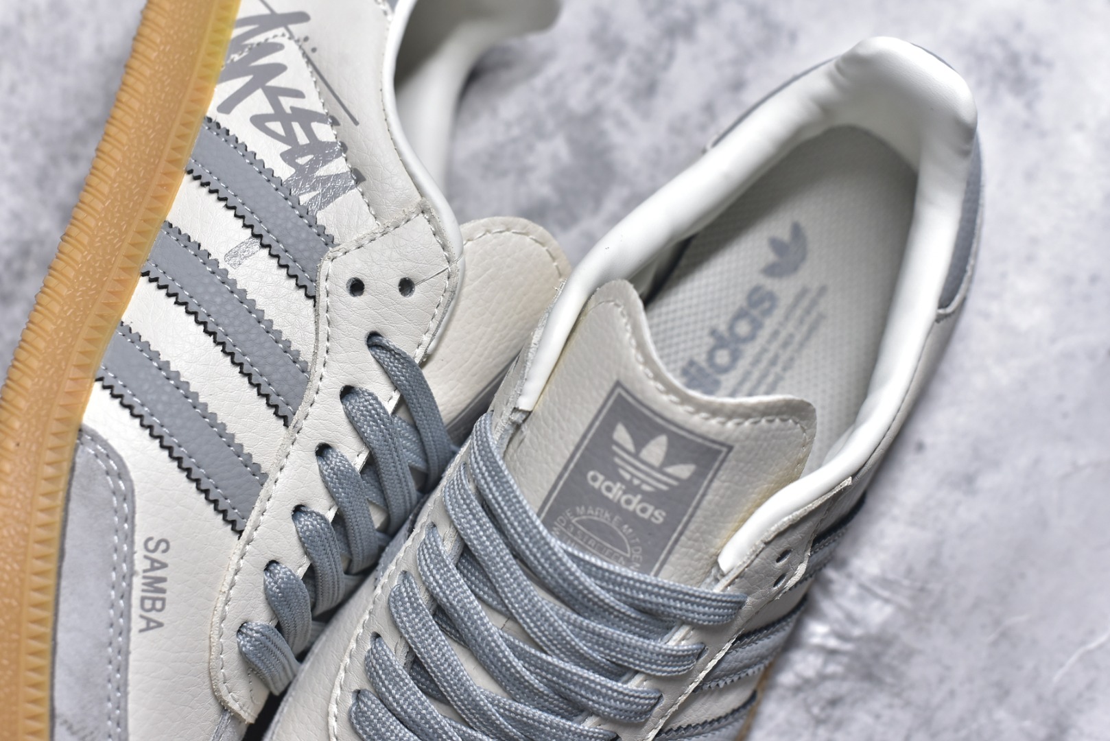 图片[9]-#独家实拍✨Adidas SAMBA OG 德训鞋 高端定制桑巴系列 大厂纯原品质出货 超高清洁度 细节完美 舒适百搭 低帮休闲板鞋 男女同款 货号：XR0013 尺码：36 36.5 37 38 38.5 39 40 40.5 41 42 42.5 43 44 44.5 45-选品中心