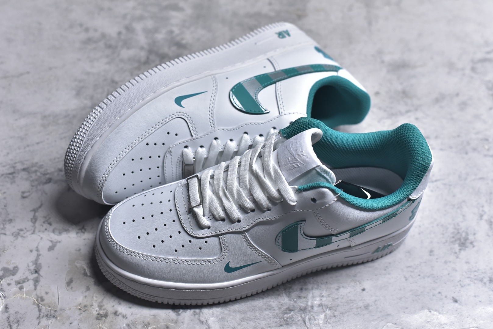 图片[7]-#海外限量发售！公司级NIke Air Force 1 \’07 Low “十二生肖”空军一号 低帮 运动鞋 休闲鞋 折边针车 工艺难度大 原楦头原纸板 原装鞋盒 定制五金配件 内置全掌气垫 原厂鞋底 货号：CW2288-111 尺码：36 36.5 37.5 38 38.5 39 40 40.5 41 42 42.5 43 44 44.5 45-选品中心