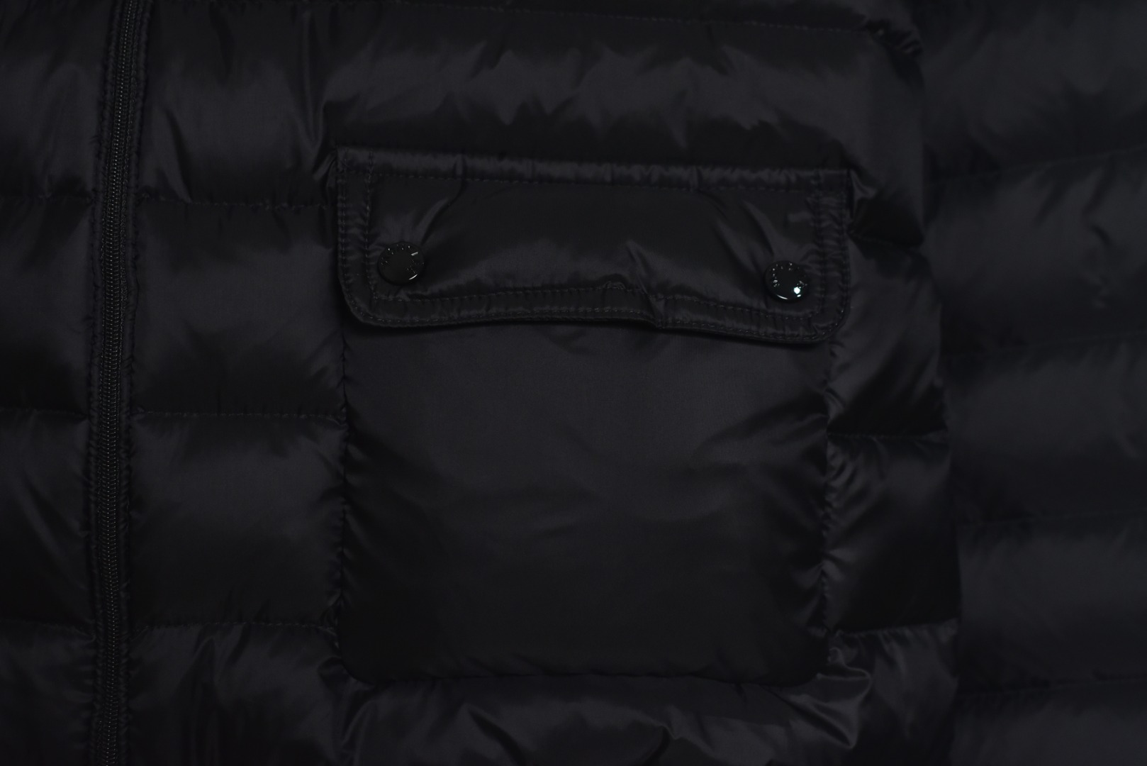 图片[5]-#Moncler盟可睐 Lans系列 Short Down Jacket SS26纯色拉链立领长袖羽绒服 女款现货供应 全年售后❗️ 温馨提示❗️（只做高端产品） DF巅峰 踏上巅峰❗️ 货号：L10931A1010053048529 颜色：黑色 浅粉色 白色 尺码：1-2-3-4-5-选品中心