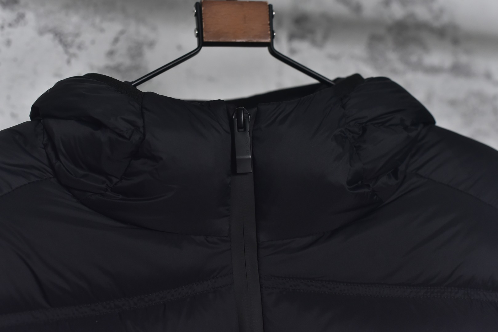 图片[6]-#MONCLER盟可睐Citala-FW24休闲简约舒适亲肤连帽反光羽绒服系列❗️ 现货供应 全年售后❗️ 温馨提示❗️（只做高端产品） DF巅峰 踏上巅峰❗️ 货号：K10911A005-650 颜色：黑色 尺码：1-2-3-4-5-6-选品中心