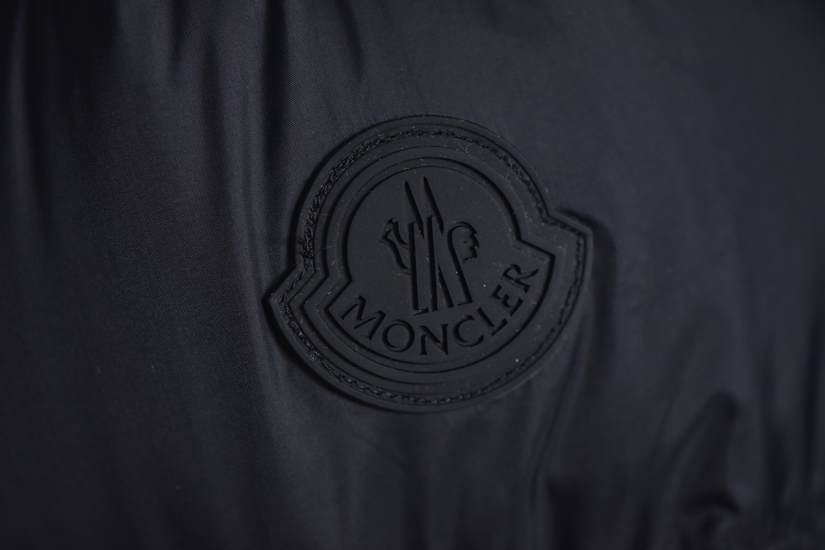 图片[3]-#MONCLER盟可睐Citala-FW24休闲简约舒适亲肤连帽反光羽绒服系列❗️ 现货供应 全年售后❗️ 温馨提示❗️（只做高端产品） DF巅峰 踏上巅峰❗️ 货号：K10911A005-650 颜色：黑色 尺码：1-2-3-4-5-6-选品中心