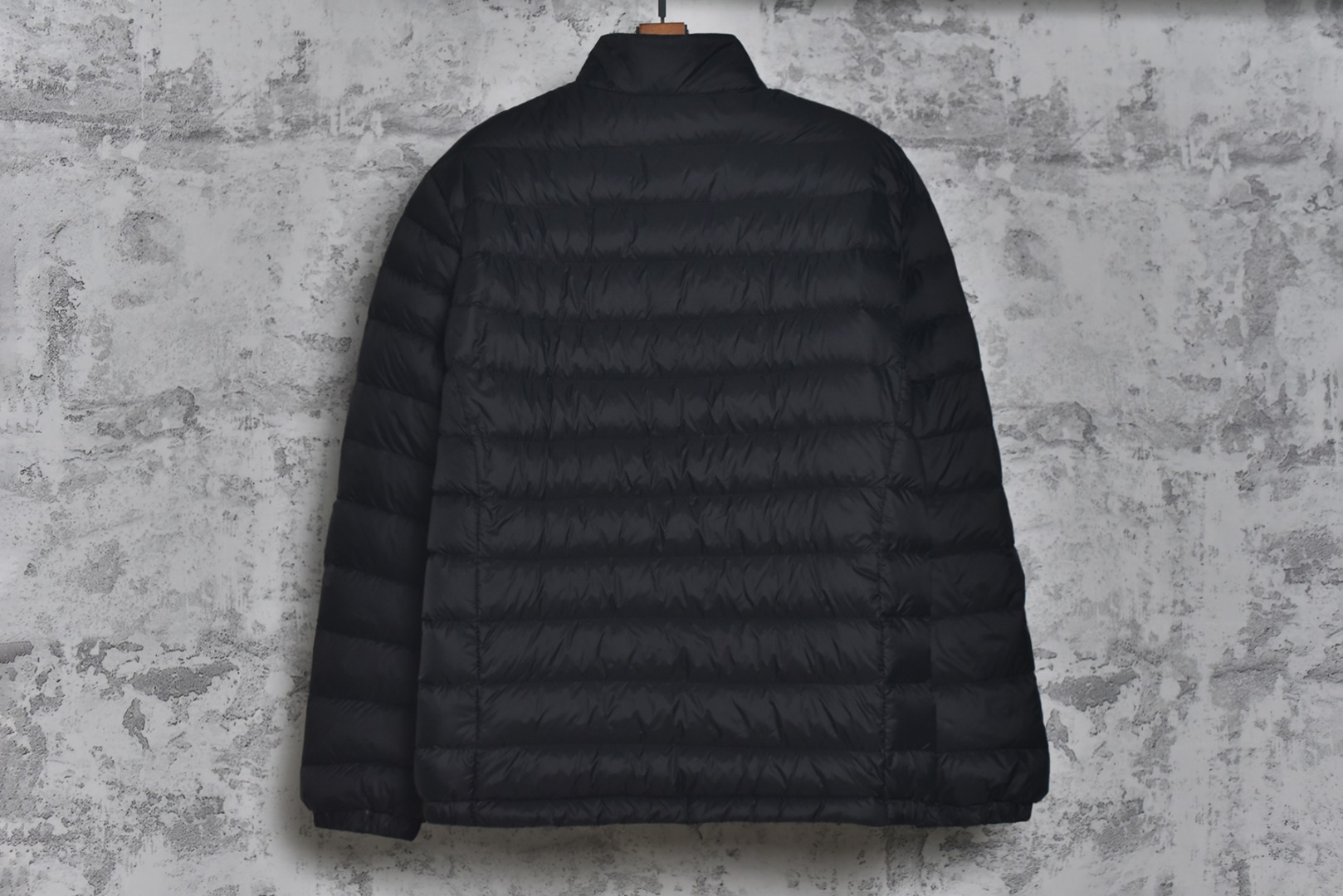 图片[2]-#Moncler盟可睐 Arnique系列 外套翻领拉链排骨羽绒服 男女同款 全年售后❗️ 温馨提示❗️（只做高端产品） DF巅峰 踏上巅峰❗️ 颜色：黑色 尺码：1-2-3-4-5-6-选品中心