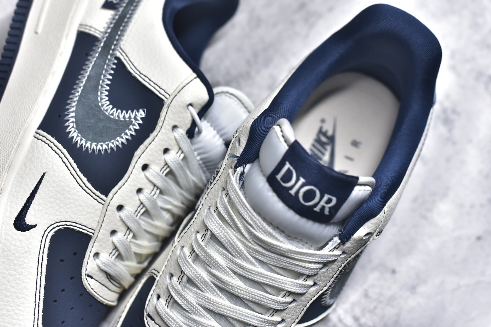 图片[9]-#海外限量发售！公司级NIke Air Force 1 \’07 Low “北面联名”空军一号 低帮 运动鞋 休闲鞋 折边针车 工艺难度大 原楦头原纸板 原装鞋盒 定制五金配件 内置全掌气垫 原厂鞋底 货号：QY6818-523 尺码：36 36.5 37.5 38 38.5 39 40 40.5 41 42 42.5 43 44 44.5 45-选品中心