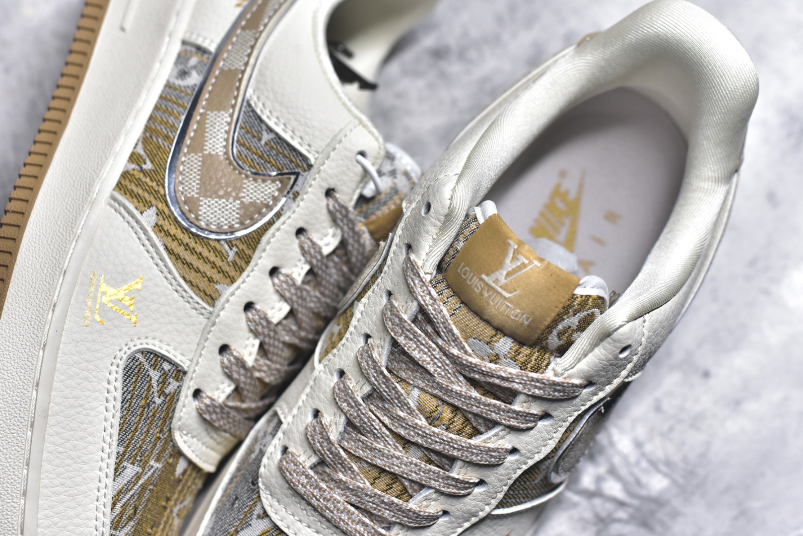 图片[9]-#Stussy x Air Force 1 Low LV联名 原楦头原纸板 打造纯正空军版型 #专注外贸渠道 全掌内置蜂窝气垫 #原盒配件 原厂中底钢印、拉帮完美 官方同步上架 货号：XL1979-107 尺码：36 36.5 37.5 38 38.5 39 40 40.5 41 42 42.5 43 44 44.5 45-选品中心