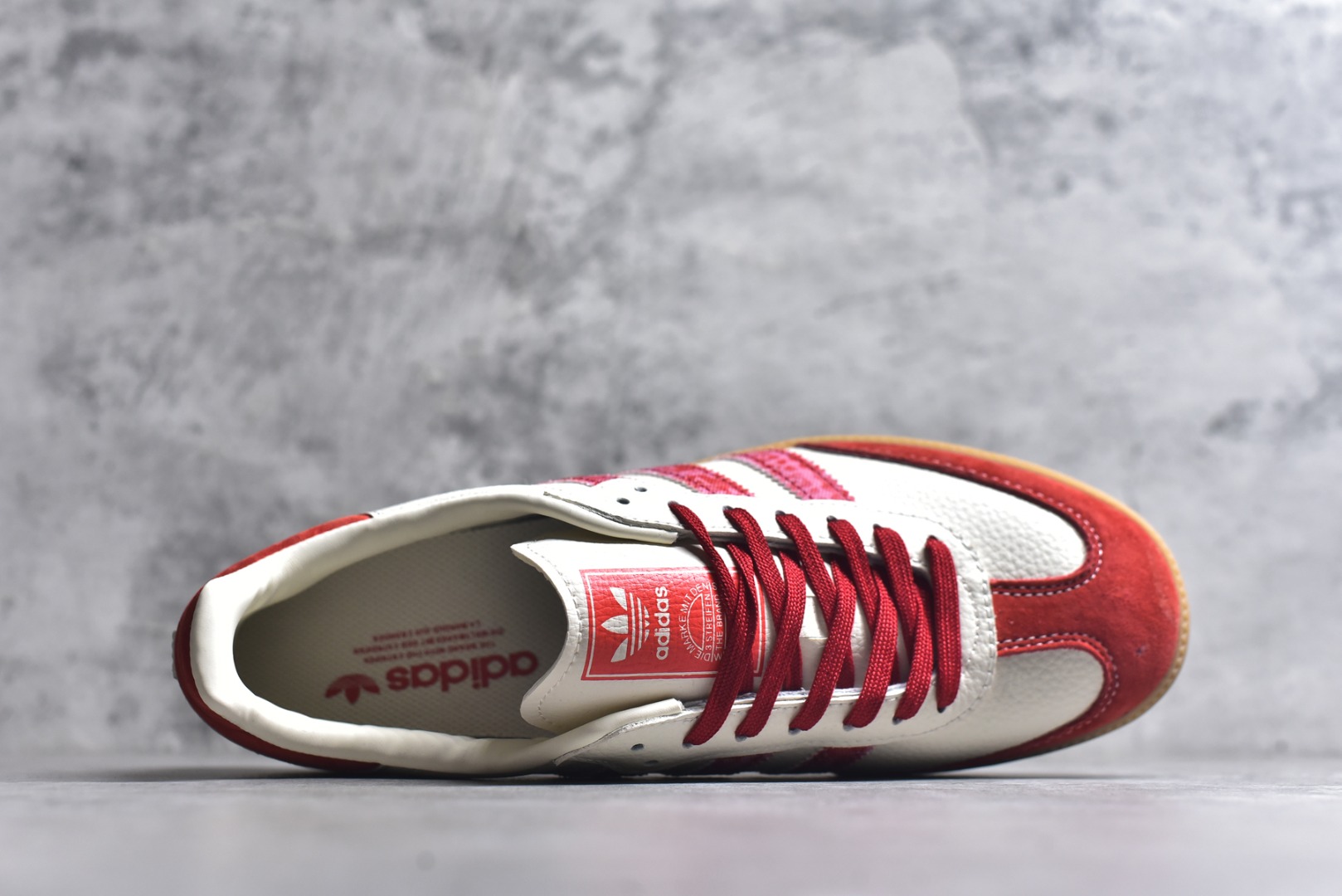 图片[4]-#独家实拍✨Adidas SAMBA OG 德训鞋 高端定制桑巴系列 大厂纯原品质出货 超高清洁度 细节完美 舒适百搭 低帮休闲板鞋 男女同款 货号：DX0008 尺码：36 36.5 37 38 38.5 39 40 40.5 41 42 42.5 43 44 44.5 45-选品中心