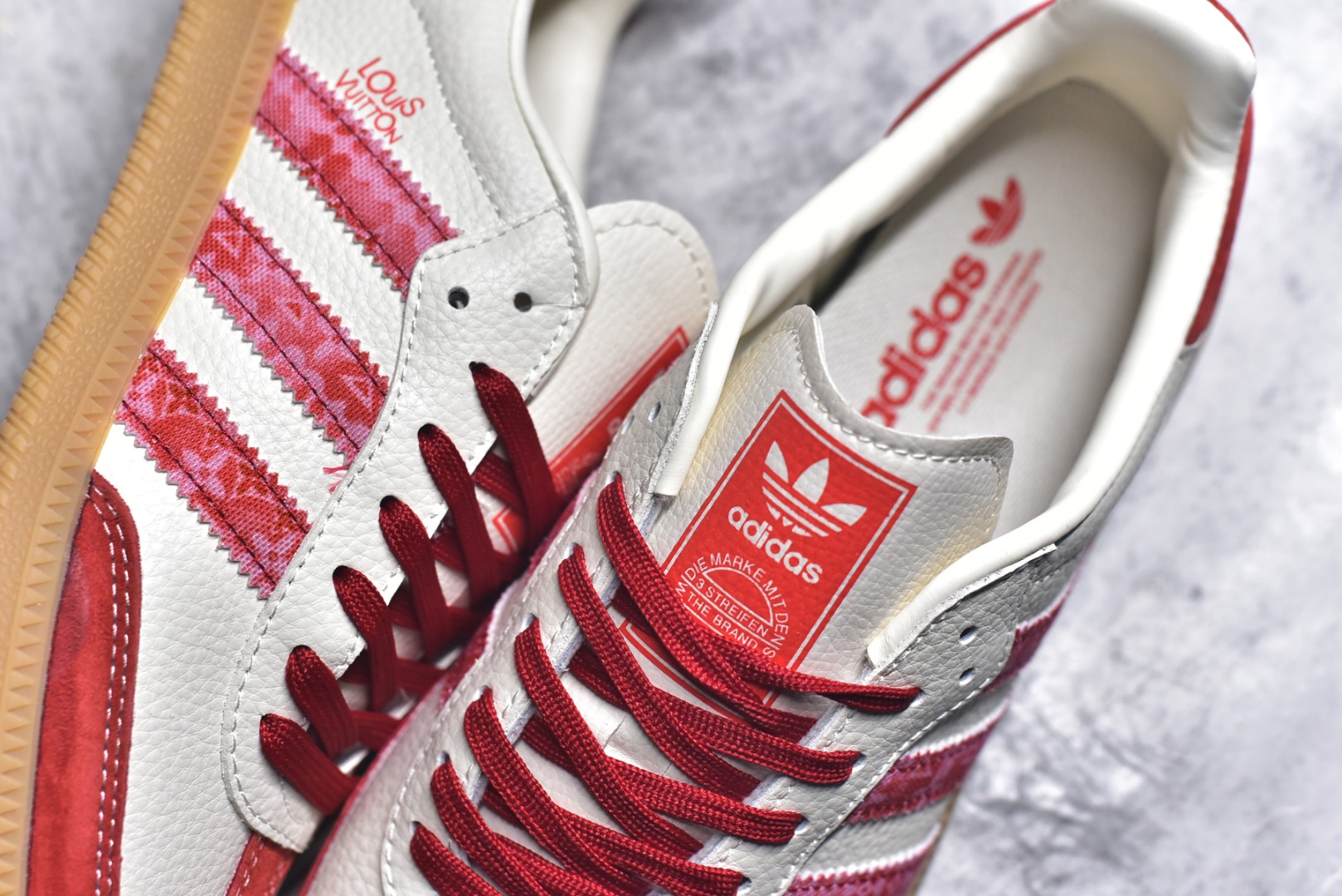 图片[9]-#独家实拍✨Adidas SAMBA OG 德训鞋 高端定制桑巴系列 大厂纯原品质出货 超高清洁度 细节完美 舒适百搭 低帮休闲板鞋 男女同款 货号：DX0008 尺码：36 36.5 37 38 38.5 39 40 40.5 41 42 42.5 43 44 44.5 45-选品中心