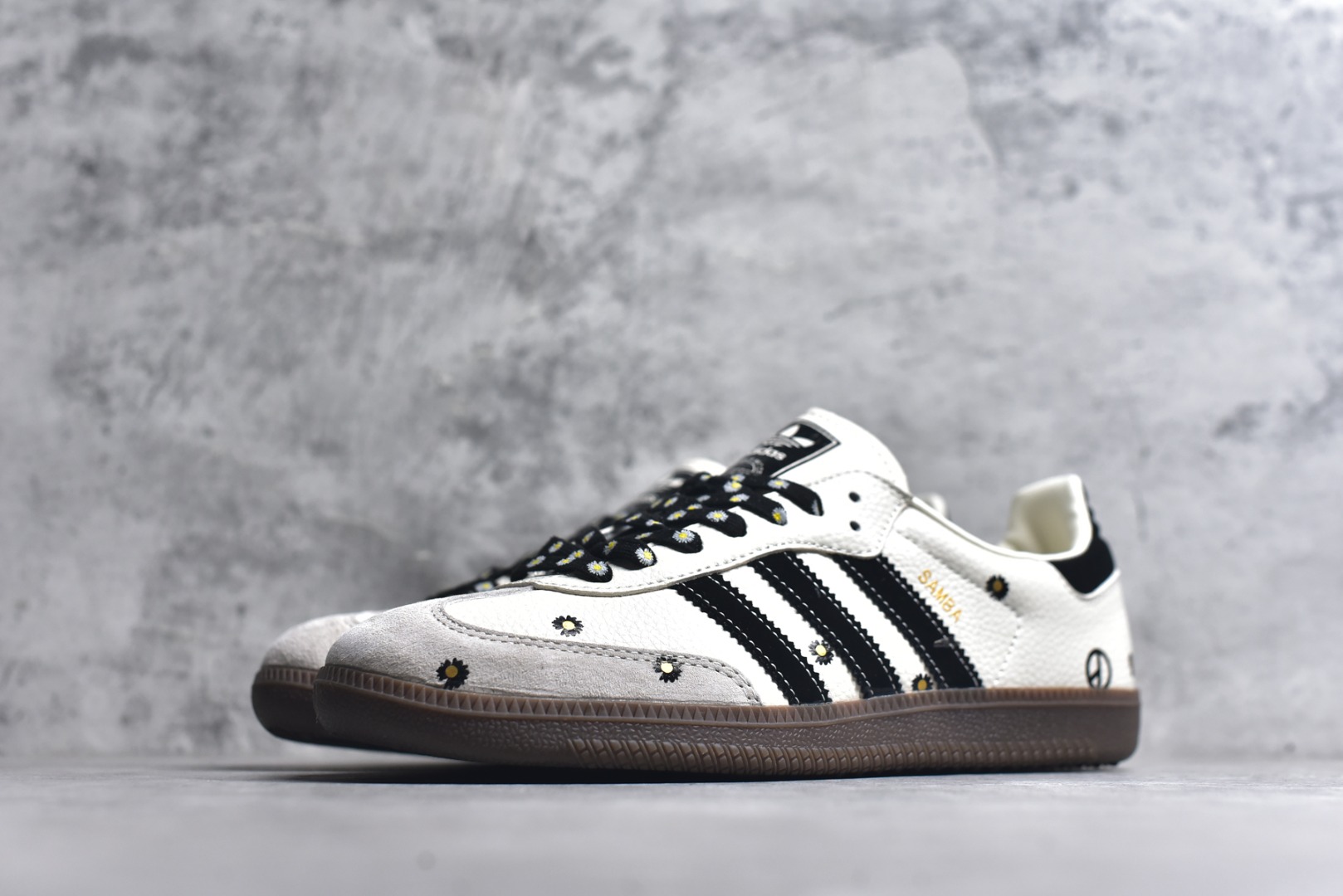 图片[2]-#独家实拍✨Adidas SAMBA OG 德训鞋 高端定制桑巴系列 大厂纯原品质出货 超高清洁度 细节完美 舒适百搭 低帮休闲板鞋 男女同款 货号：DX0005 尺码：36 36.5 37 38 38.5 39 40 40.5 41 42 42.5 43 44 44.5 45-选品中心