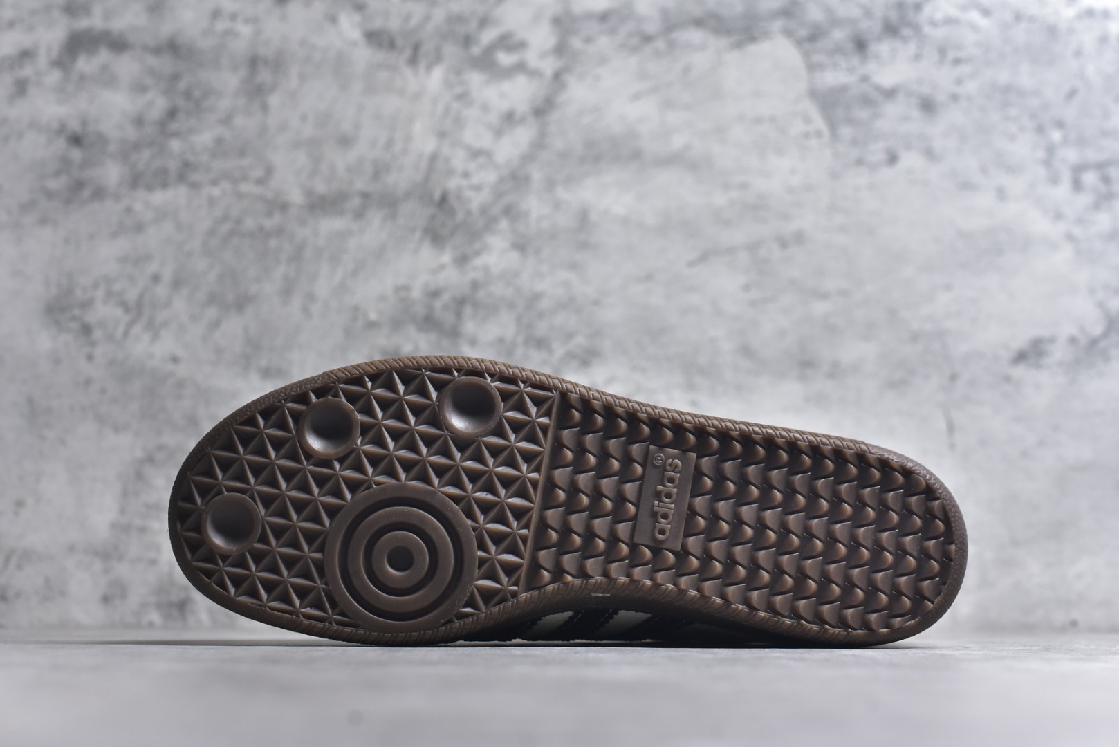 图片[6]-#独家实拍✨Adidas SAMBA OG 德训鞋 高端定制桑巴系列 大厂纯原品质出货 超高清洁度 细节完美 舒适百搭 低帮休闲板鞋 男女同款 货号：DX0005 尺码：36 36.5 37 38 38.5 39 40 40.5 41 42 42.5 43 44 44.5 45-选品中心