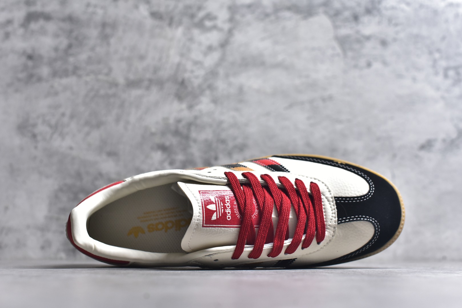 图片[4]-#独家实拍✨Adidas SAMBA OG 德训鞋 高端定制桑巴系列 大厂纯原品质出货 超高清洁度 细节完美 舒适百搭 低帮休闲板鞋 男女同款 货号：DX0004 尺码：36 36.5 37 38 38.5 39 40 40.5 41 42 42.5 43 44 44.5 45-选品中心