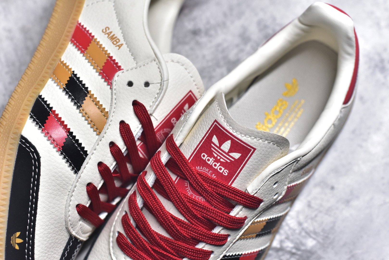 图片[9]-#独家实拍✨Adidas SAMBA OG 德训鞋 高端定制桑巴系列 大厂纯原品质出货 超高清洁度 细节完美 舒适百搭 低帮休闲板鞋 男女同款 货号：DX0004 尺码：36 36.5 37 38 38.5 39 40 40.5 41 42 42.5 43 44 44.5 45-选品中心