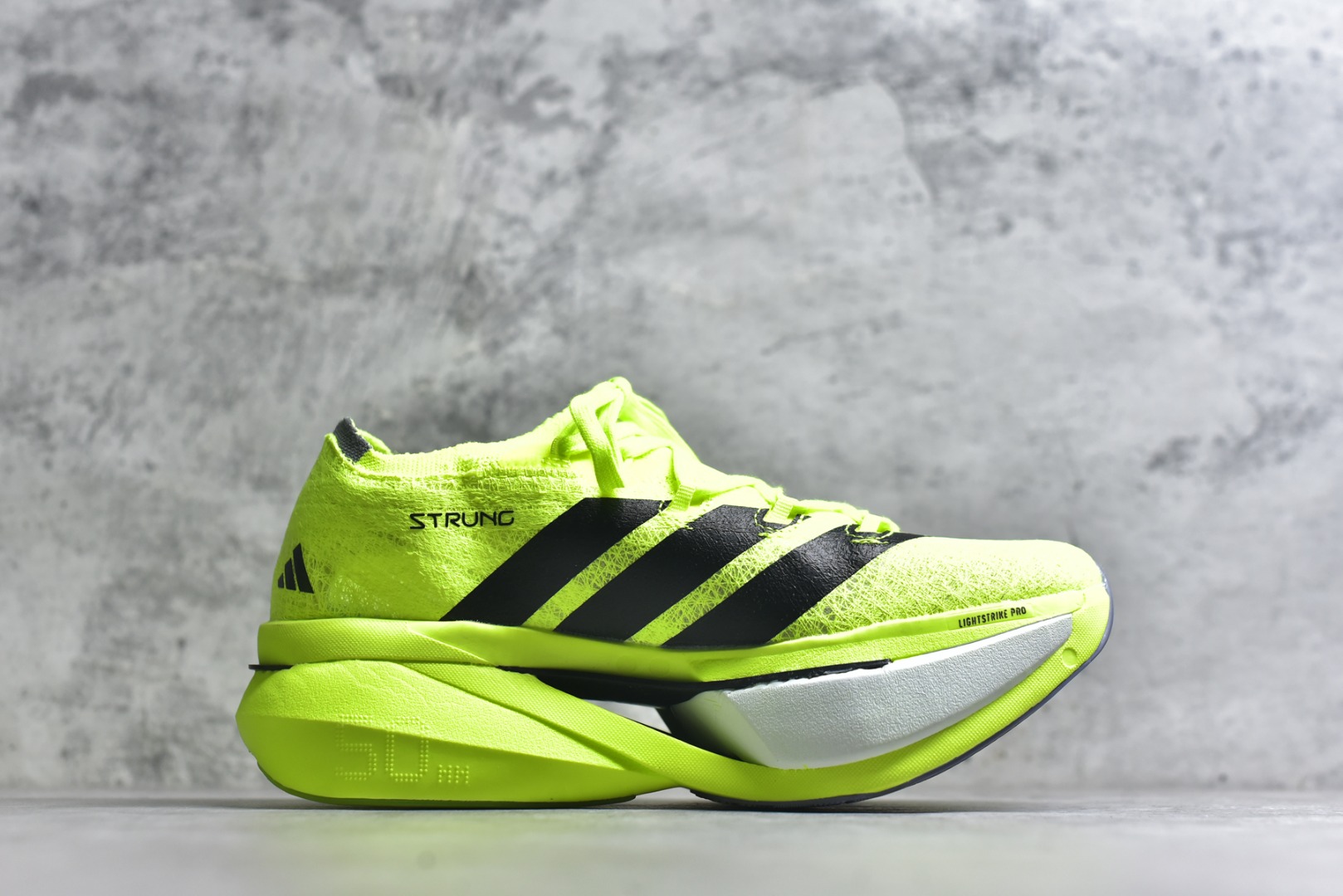 图片[3]-#adidas Adizero Prime X 3.0 Strung 舒适防滑耐磨 低帮 长跑短跑跑步鞋 男女同款 这款adidas Adizero Prime X3跑步鞋集结诸多创新技术，打造出活力满满的竞速利器，力求助你刷新个人纪录。精心打造的Strung鞋面为双脚带来结构感，三层式Lightstrike中底则增添了舒适度。采用碳板与ENERGYRODS 2.0仿跖骨碳柱，感受活力步步迸发，伴你畅快跃步向前。鞋头处含Continental™马牌橡胶，助力自信蹬地。绿色 JI2981 尺码：36 37 38 39 40 41 42 43 44 45 （无半码）-选品中心