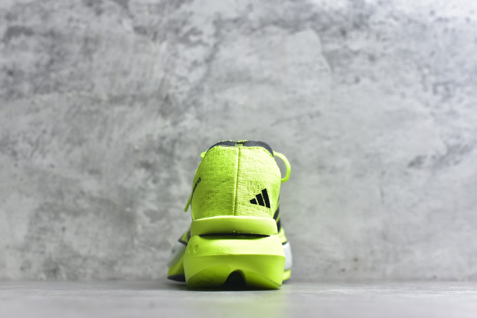 图片[5]-#adidas Adizero Prime X 3.0 Strung 舒适防滑耐磨 低帮 长跑短跑跑步鞋 男女同款 这款adidas Adizero Prime X3跑步鞋集结诸多创新技术，打造出活力满满的竞速利器，力求助你刷新个人纪录。精心打造的Strung鞋面为双脚带来结构感，三层式Lightstrike中底则增添了舒适度。采用碳板与ENERGYRODS 2.0仿跖骨碳柱，感受活力步步迸发，伴你畅快跃步向前。鞋头处含Continental™马牌橡胶，助力自信蹬地。绿色 JI2981 尺码：36 37 38 39 40 41 42 43 44 45 （无半码）-选品中心