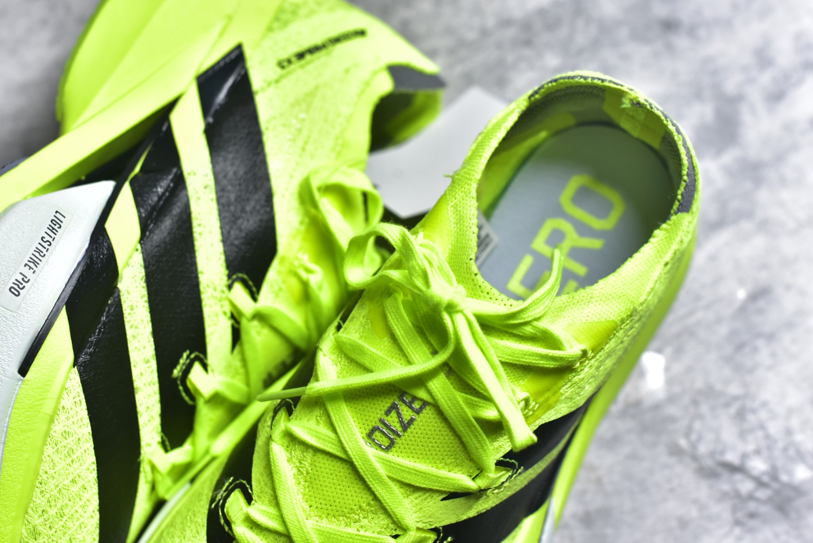 图片[9]-#adidas Adizero Prime X 3.0 Strung 舒适防滑耐磨 低帮 长跑短跑跑步鞋 男女同款 这款adidas Adizero Prime X3跑步鞋集结诸多创新技术，打造出活力满满的竞速利器，力求助你刷新个人纪录。精心打造的Strung鞋面为双脚带来结构感，三层式Lightstrike中底则增添了舒适度。采用碳板与ENERGYRODS 2.0仿跖骨碳柱，感受活力步步迸发，伴你畅快跃步向前。鞋头处含Continental™马牌橡胶，助力自信蹬地。绿色 JI2981 尺码：36 37 38 39 40 41 42 43 44 45 （无半码）-选品中心