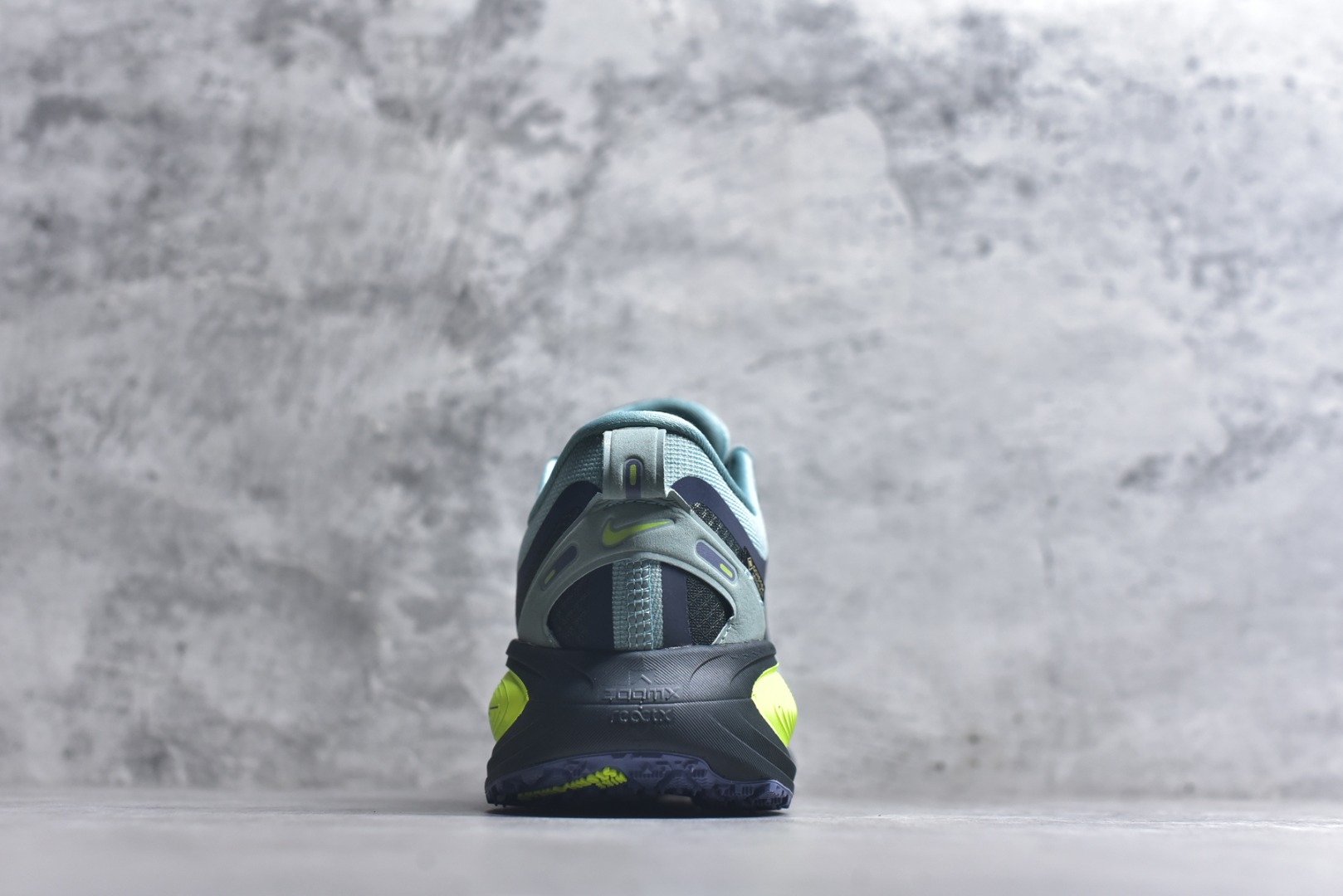 图片[5]-#Nike Air Zoom Vomero 18 GTX 登月18 缓震休闲跑鞋 HQ7001-300 尺码：36-45-选品中心