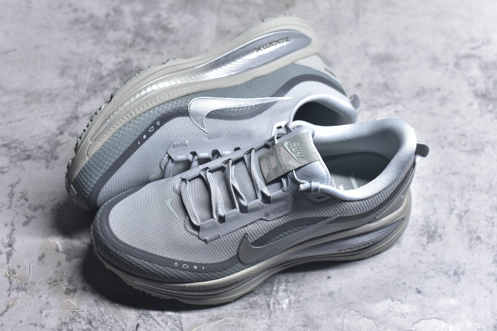 图片[7]-#Nike Air Zoom Vomero 18 GTX 登月18 缓震休闲跑鞋 HQ7001-100 尺码：36-45-选品中心
