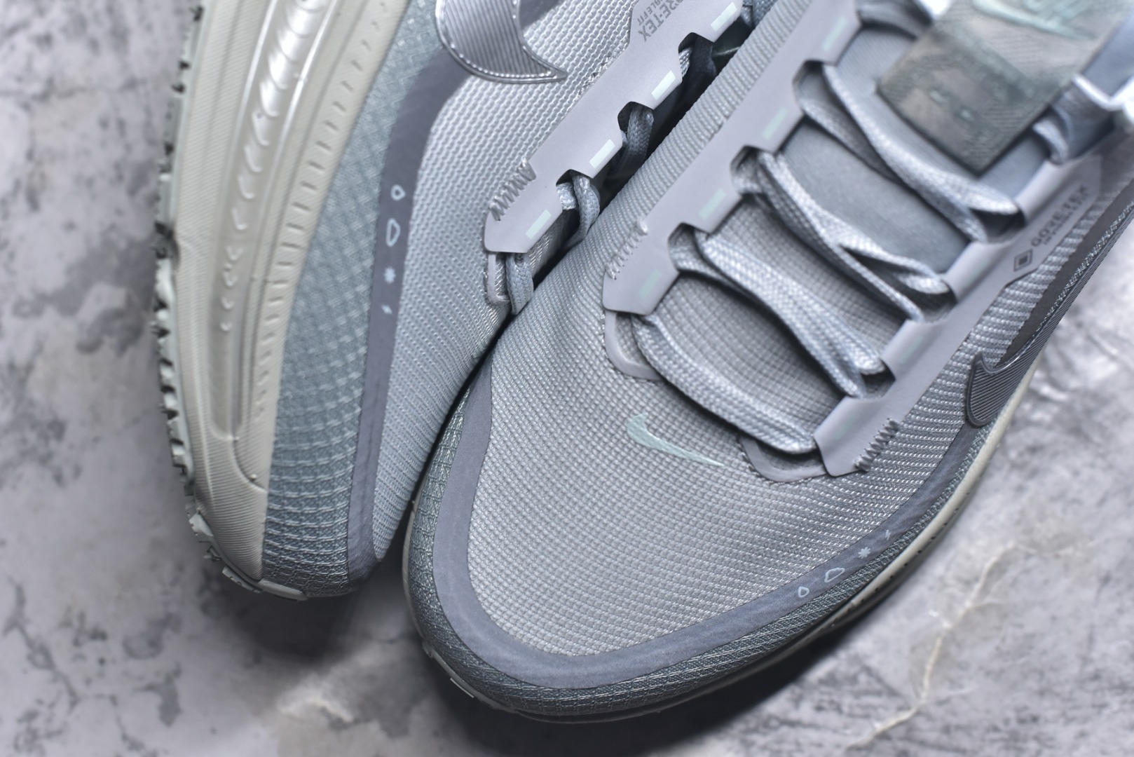 图片[8]-#Nike Air Zoom Vomero 18 GTX 登月18 缓震休闲跑鞋 HQ7001-100 尺码：36-45-选品中心