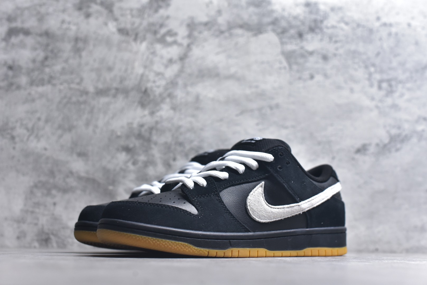 图片[2]-#NIKE SB DUNK LOW PRO扣篮系列低帮休闲运动滑板板鞋 黑白生胶 货号：HF3704-003 尺码：40 40.5 41 42 42.5 43 44 45 46-选品中心