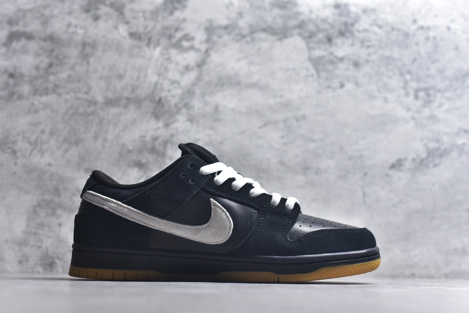 图片[3]-#NIKE SB DUNK LOW PRO扣篮系列低帮休闲运动滑板板鞋 黑白生胶 货号：HF3704-003 尺码：40 40.5 41 42 42.5 43 44 45 46-选品中心