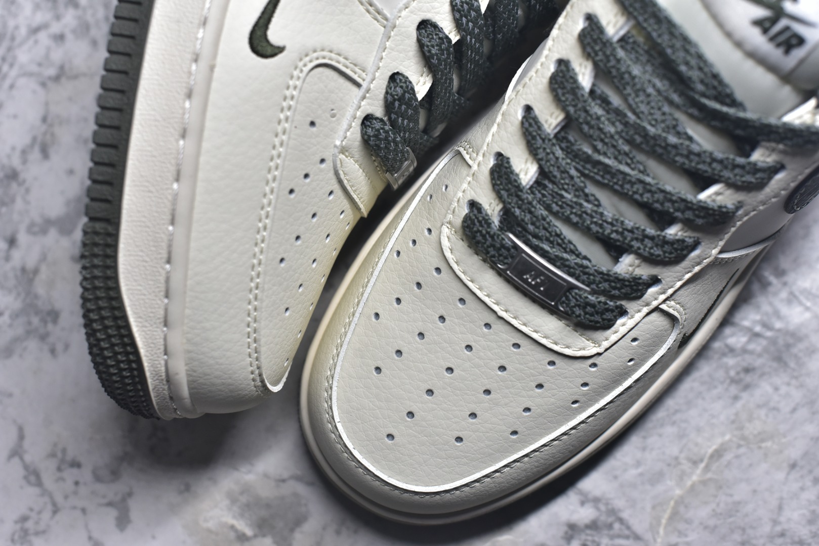 图片[8]-#海外限量发售！公司级NIke Air Force 1 \’07 Low “NIKE-树纹墨绿”空军一号 低帮 运动鞋 休闲鞋 折边针车 工艺难度大 原楦头原纸板 原装鞋盒 定制五金配件 内置全掌气垫 原厂鞋底 货号：SM6668-125 尺码：36 36.5 37.5 38 38.5 39 40 40.5 41 42 42.5 43 44 44.5 45-选品中心