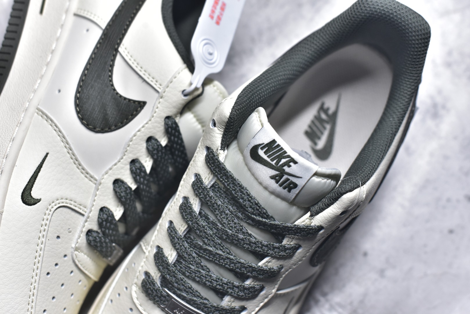 图片[9]-#海外限量发售！公司级NIke Air Force 1 \’07 Low “NIKE-树纹墨绿”空军一号 低帮 运动鞋 休闲鞋 折边针车 工艺难度大 原楦头原纸板 原装鞋盒 定制五金配件 内置全掌气垫 原厂鞋底 货号：SM6668-125 尺码：36 36.5 37.5 38 38.5 39 40 40.5 41 42 42.5 43 44 44.5 45-选品中心