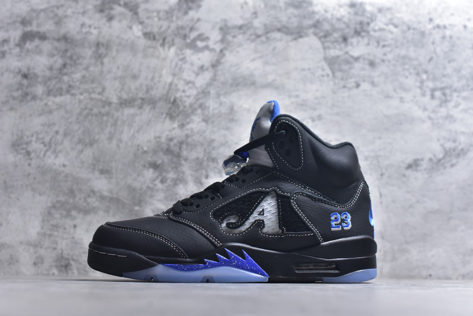 #顶级原版 头层皮 AJ5 乔5 黑蓝 DV4982-004 男女鞋 36 36.5 37.5 38 38.5 39 40 40.5 41 42 42.5 43 44 44.5 45 46 47.5-选品中心