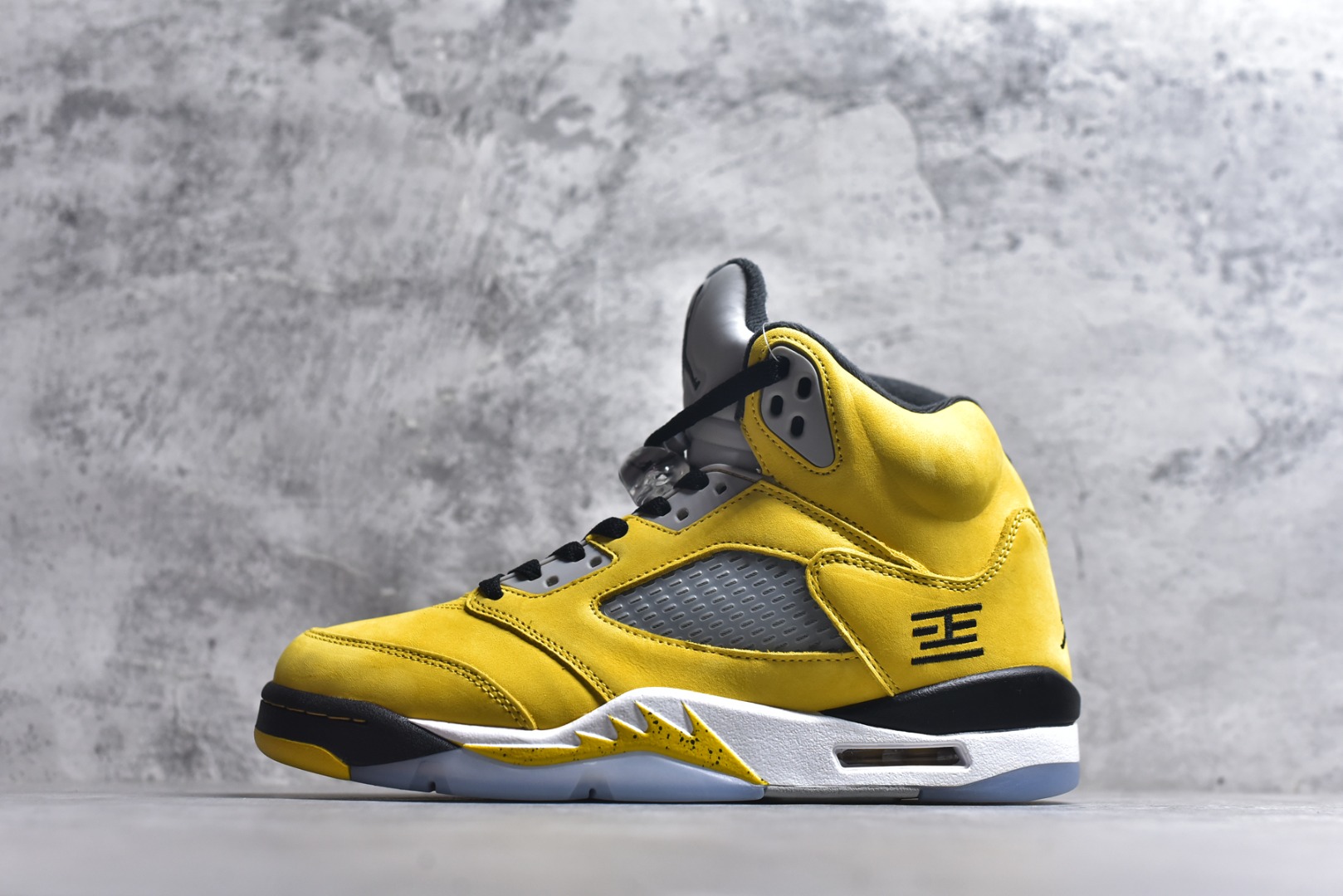 #顶级原版 头层皮 AJ5 乔5 黄色 IO3372-700 男鞋 40 40.5 41 42 42.5 43 44 44.5 45 46 47.5-选品中心