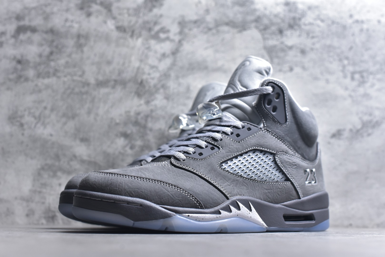 图片[2]-#顶级原版 头层皮 AJ5 乔5 灰色 DD0587-002 男鞋 40 40.5 41 42 42.5 43 44 44.5 45 46 47.5-选品中心